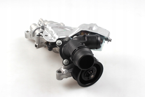 P1572 HEPU водяний насос MERCEDES C W204 08-