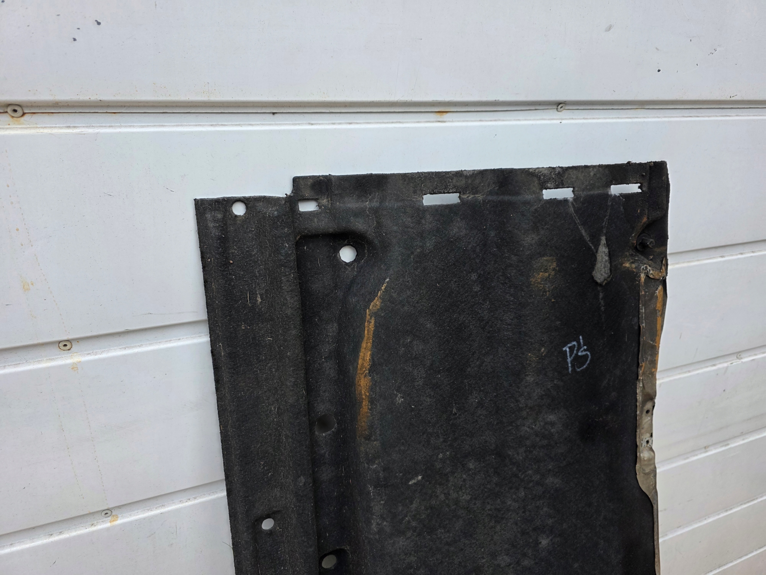 cover chassis right covers below AUTO AUDI Q5 II FY 80A KOMPLET