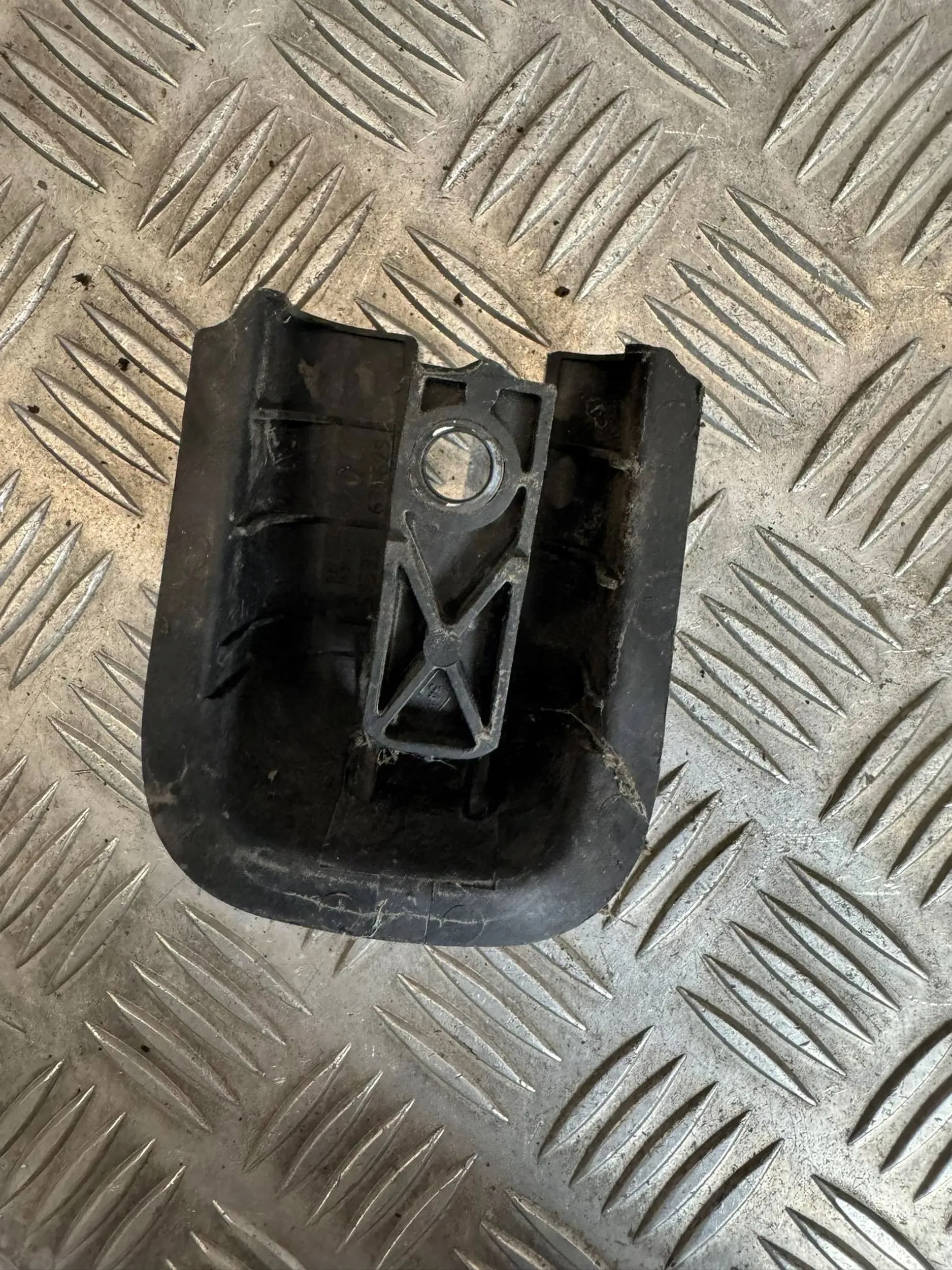 OSŁONA ZAŚLEPKA SZYNY DRZWI PRZESUWNYCH RENAULT TRAFIC 59335 Typ samochodu Samochody dostawcze