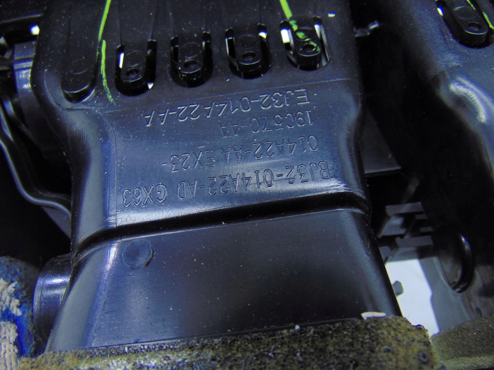 grid air conditioning devices passenger compartment TUNELU rear part RANGE ROVER EVOQUE L538 BJ32-014A22-AD