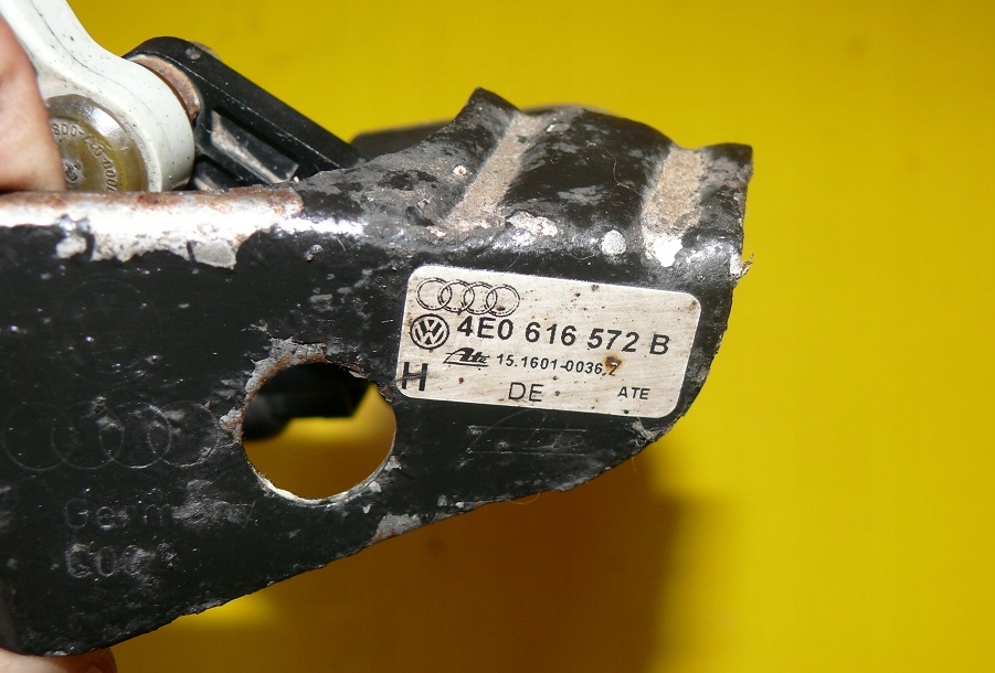 sensor POZIOMOWANIA XENON right rear part VW PHAETON