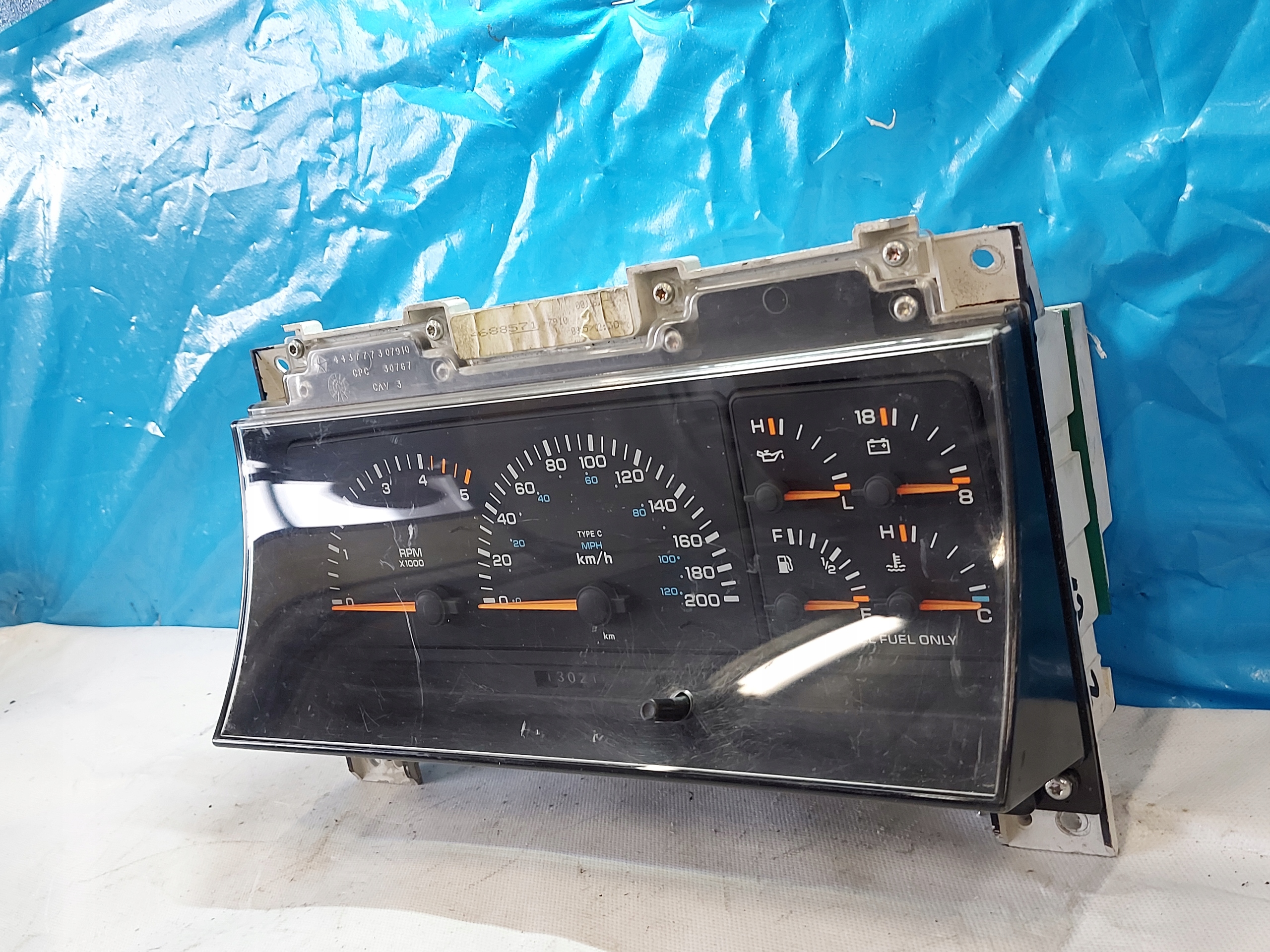 dials clock CHRYSLER VOYAGER and 3.0 B 4437782