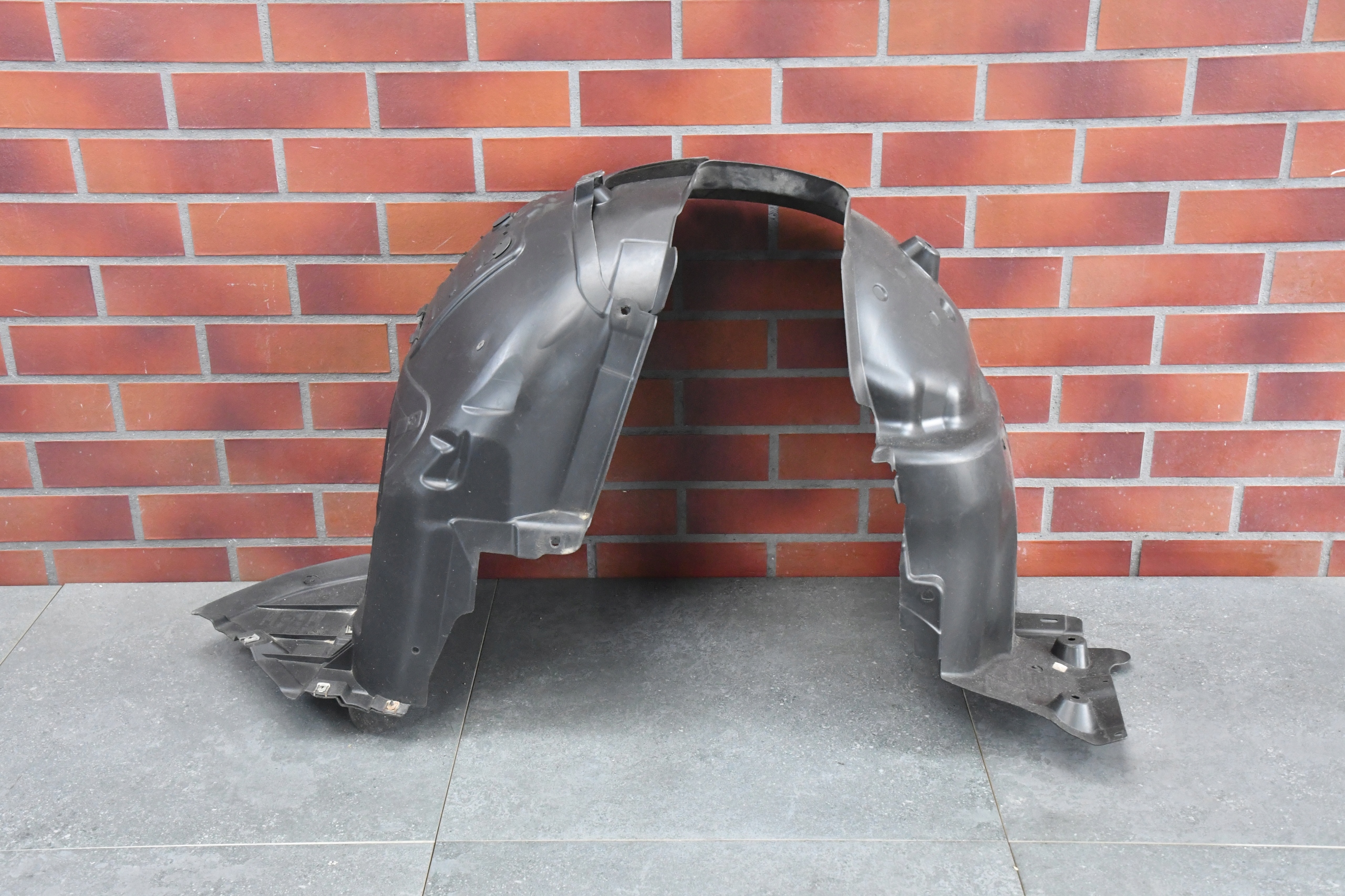 mudguard right front front cover BMW X1 E84 DEMONTAZ