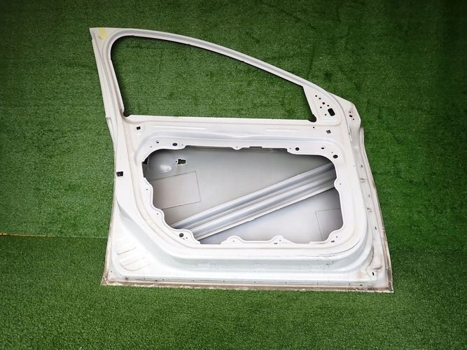 VOLVO V40 12- door left front front