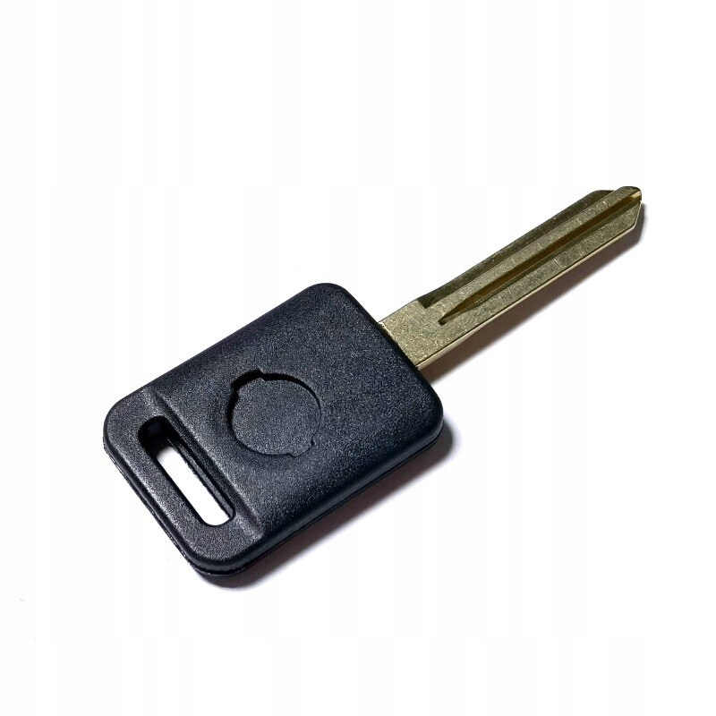 6935461536390 - для Nissan Tiida x-trail брелок чехол заготовки с о