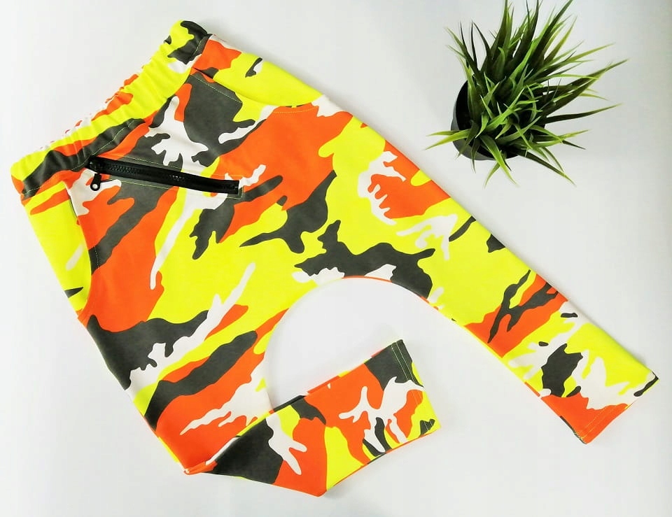 Spodnie baggy moro neon Caramba Mamma 128 Wiek dziecka 8 lat +