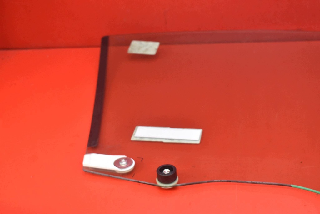 window side left front front TOYOTA YARIS 4 IV GR 20