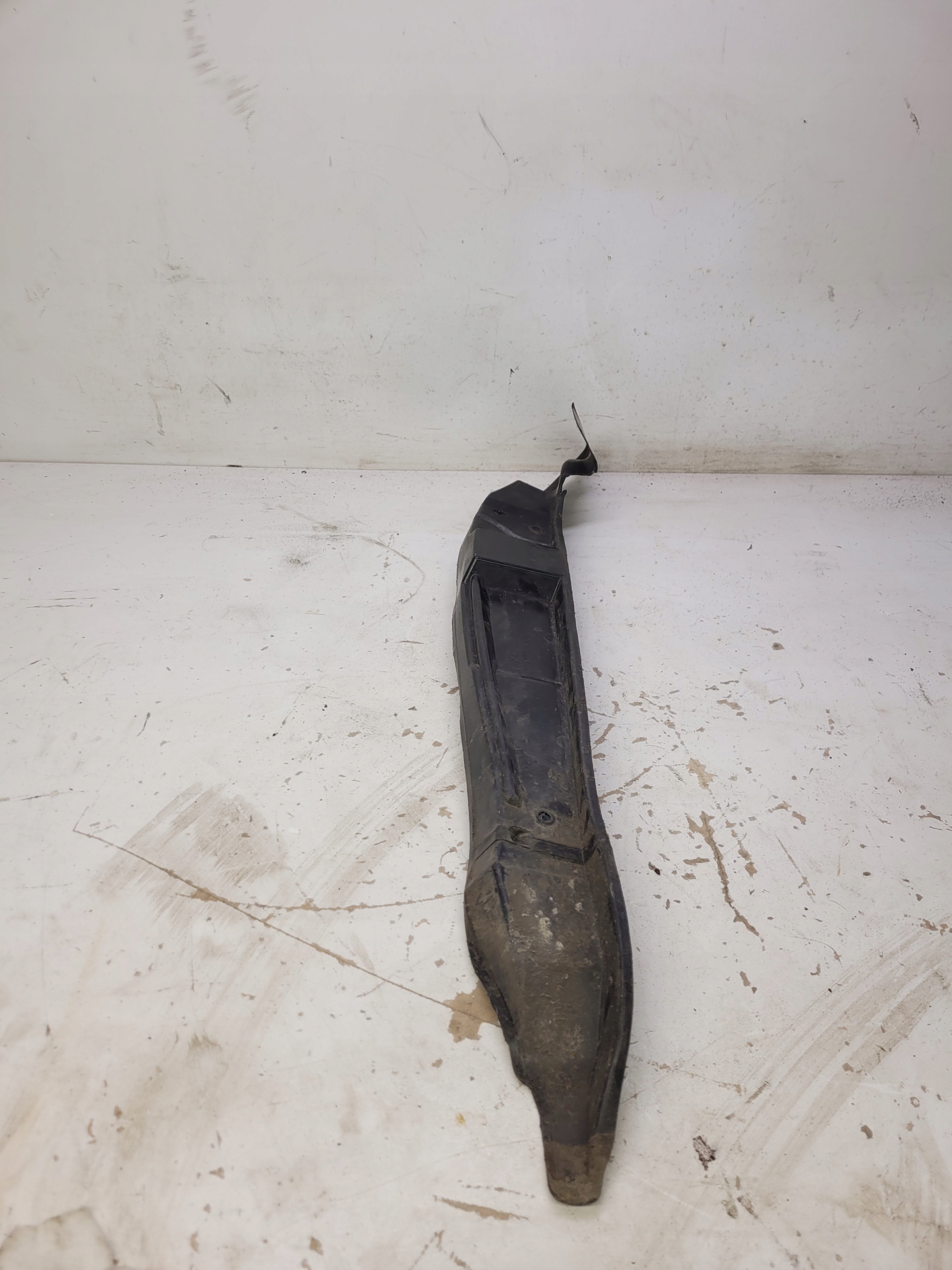 INSONORISATION AILE DROIT AUDI Q5 8R 8R0821112B