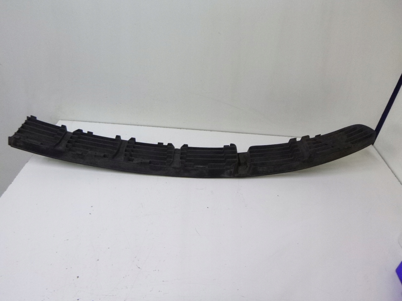 grid of a bumper VW PASSAT B5 long