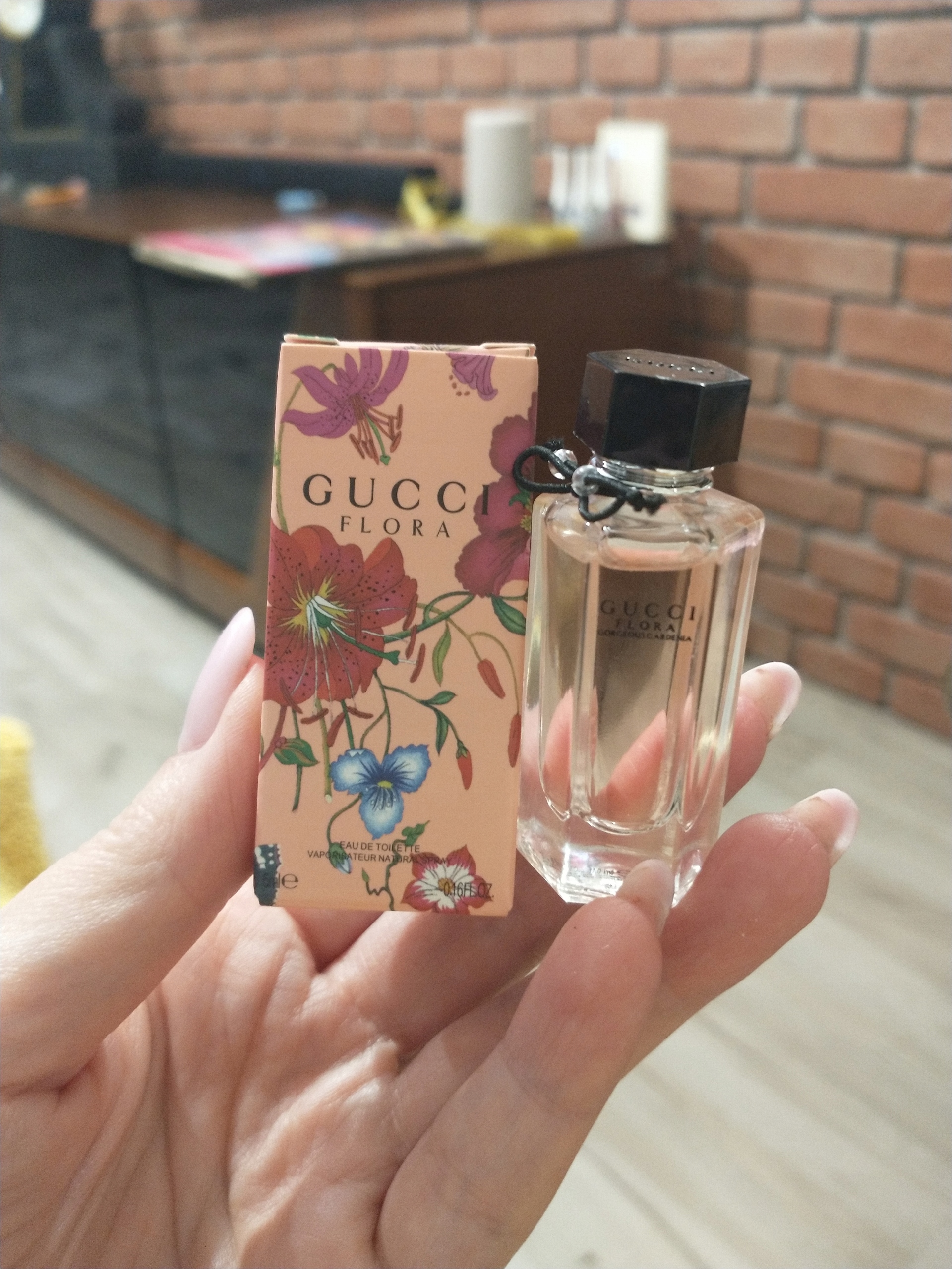 Nowe perfumy miniatura Gucci Flora 5 ml