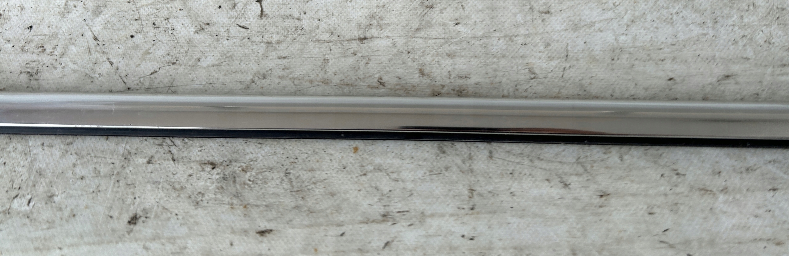 moulding dust right rear part INSIGNIA A 13228113