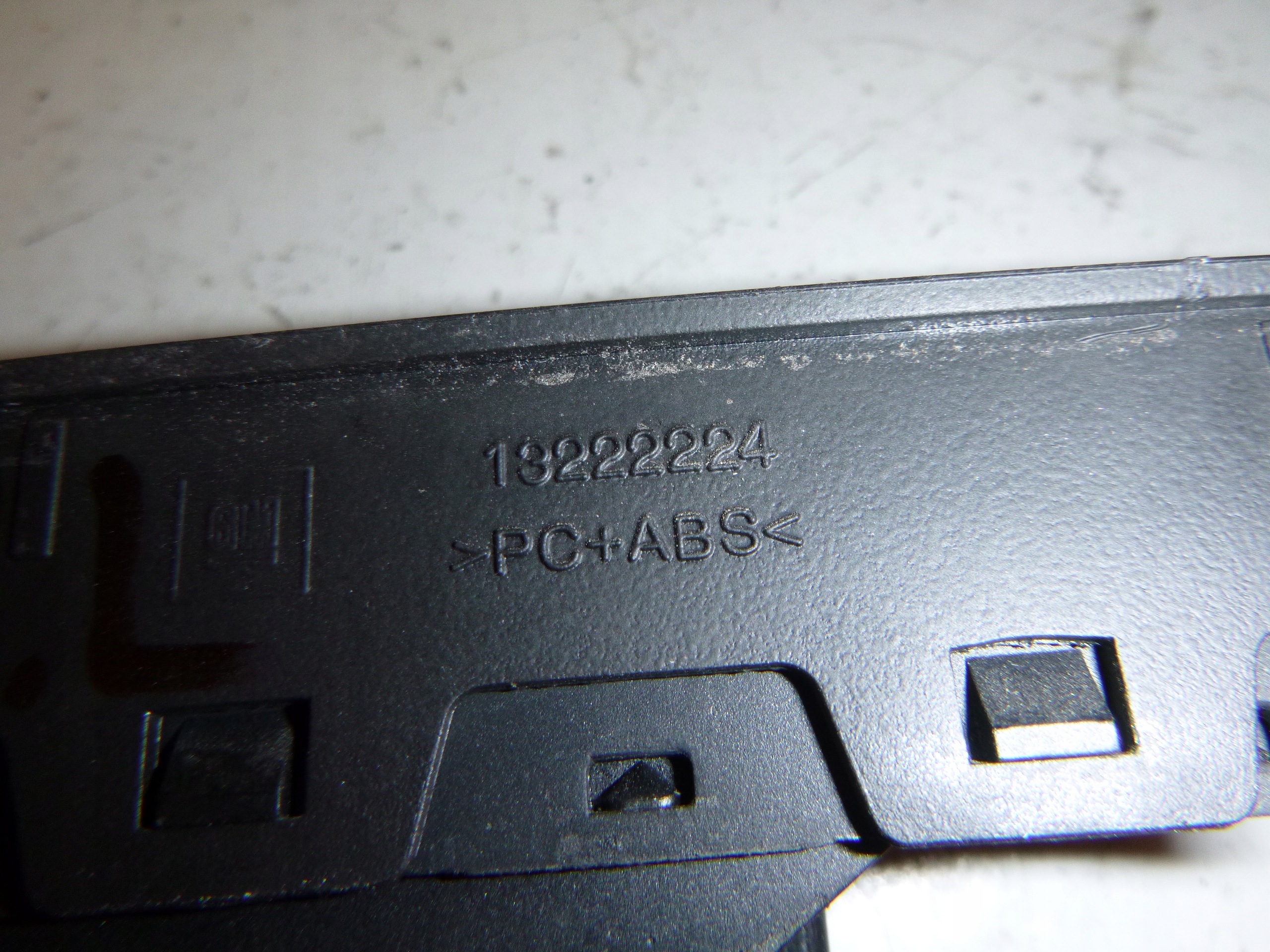 window control switch left front Opel Insignia A Astra J 13222224 2008 – 2017
