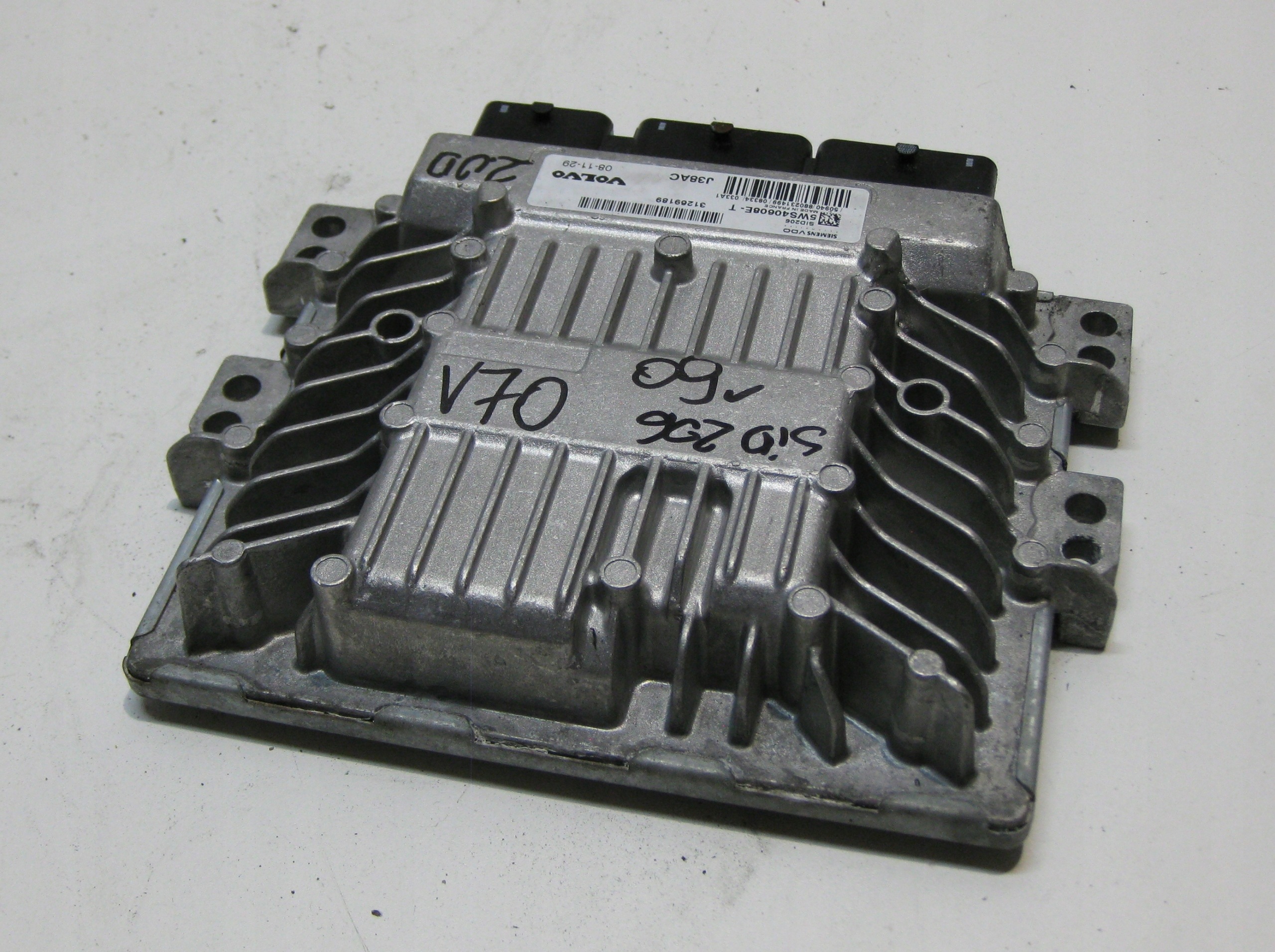 VOLVO V70 2.0 D 09R control unit computer of the engine 31269189