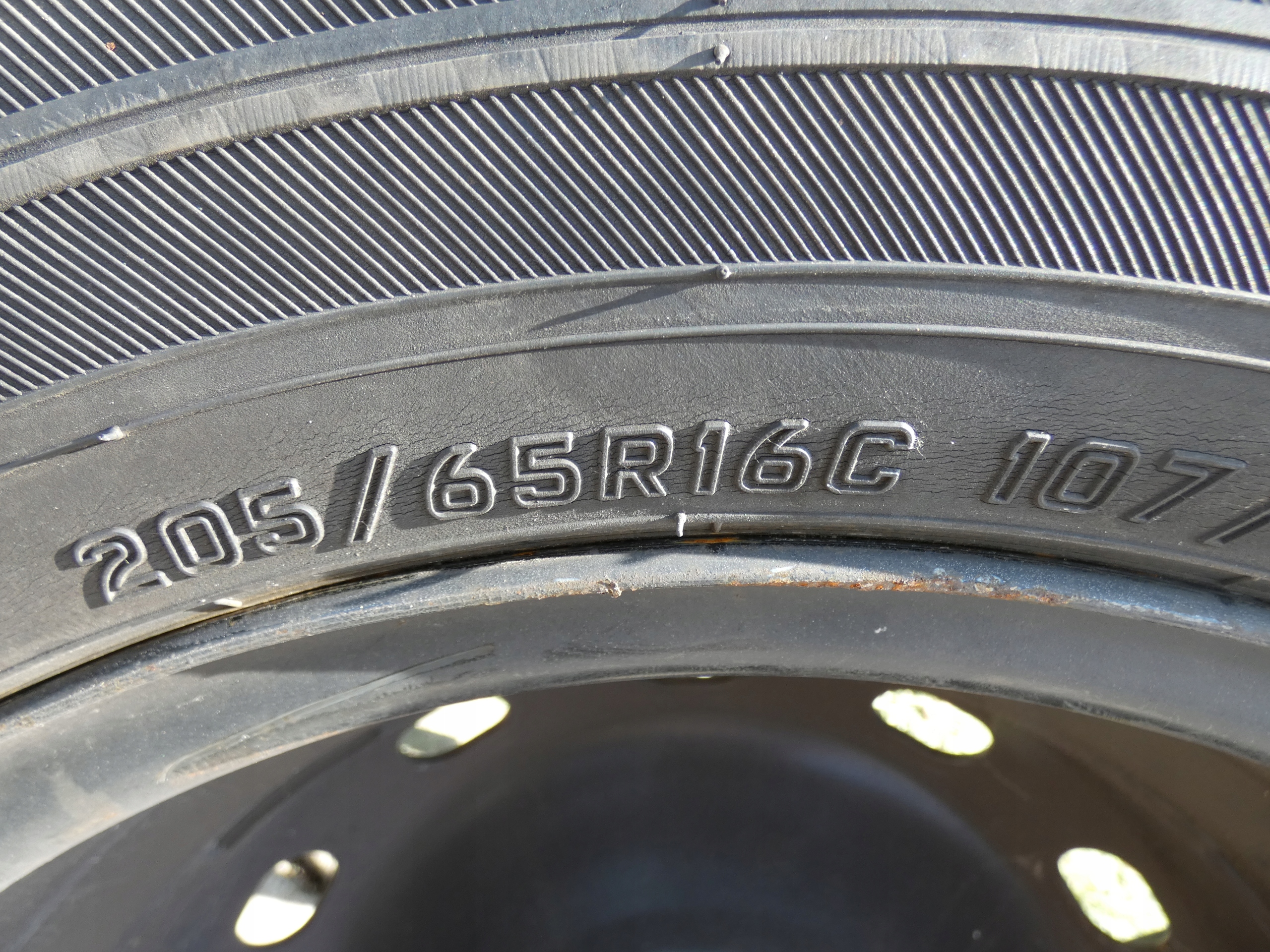 RENAULT TRAFIC VIVARO wheels discs