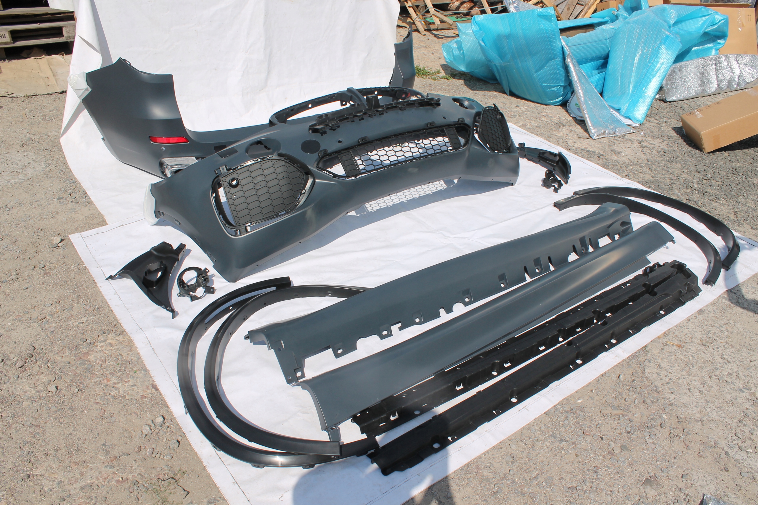 Body Kit zderzak przod progi BMW X5 F15 styl M-Pak