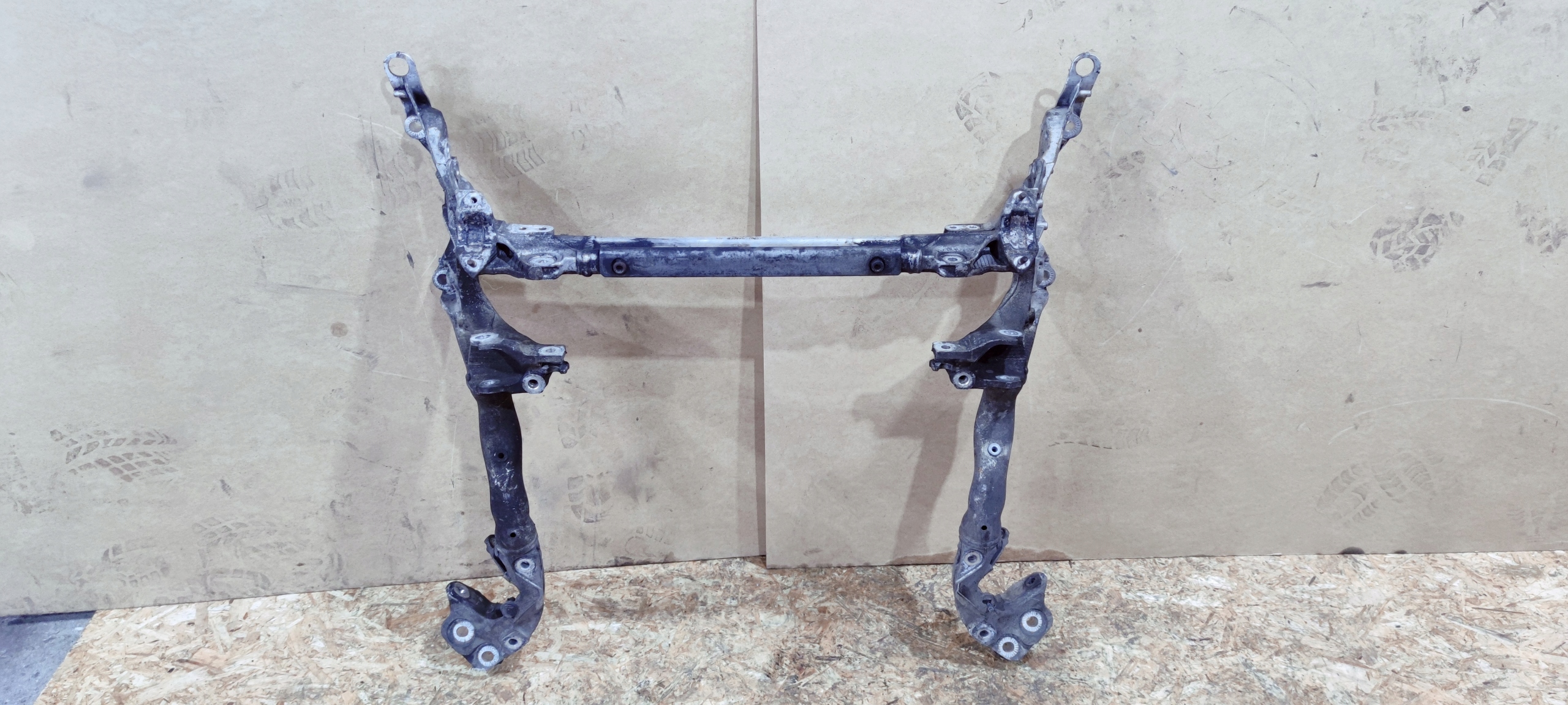 TRAWERS axle beam front AUDI A4 B8 A5 LIFT 8K0399315G
