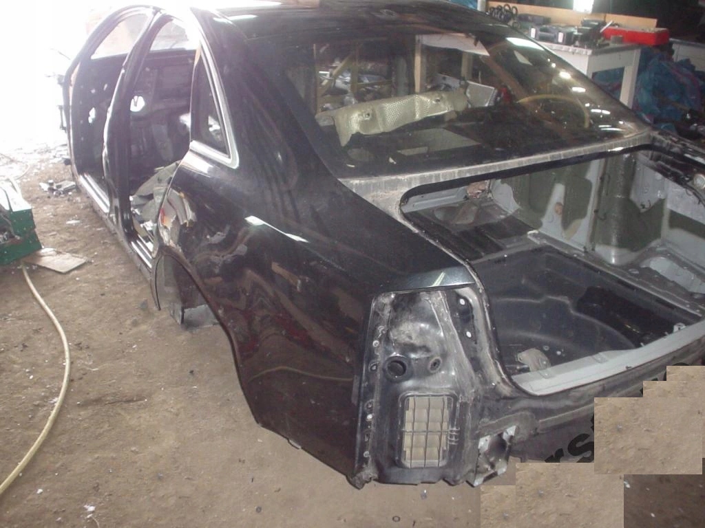 AUDI A8 D3 4E0 ПРАВА ЛЕВА ЧЕТВЕРТЬ ЗАДНЯЯ ЗАД.