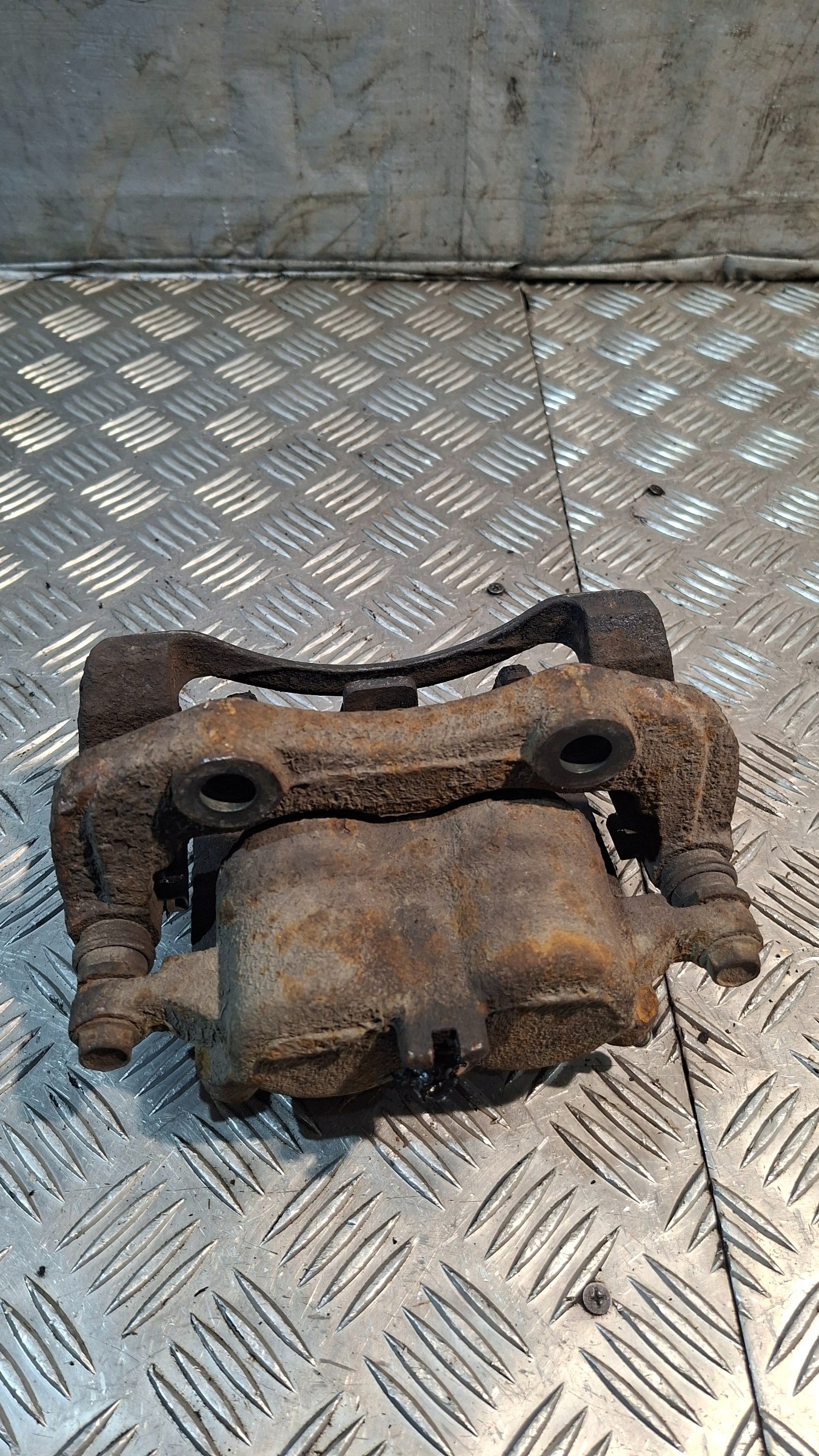 caliper brake left front NISSAN X-TRAIL T30 2.2DCI