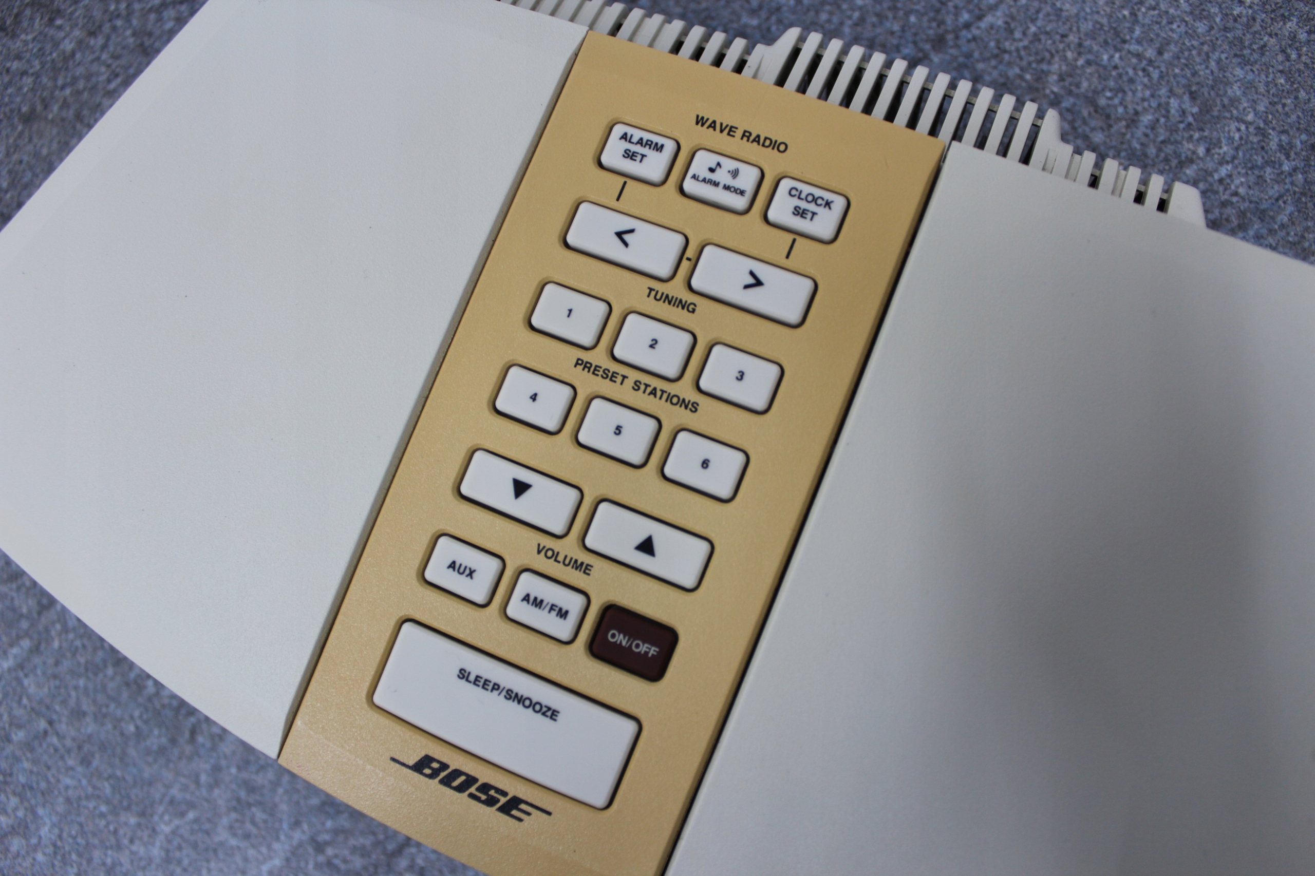 Bose Wave Radio AWR1-2W Radiobudzik Zasilanie sieciowe