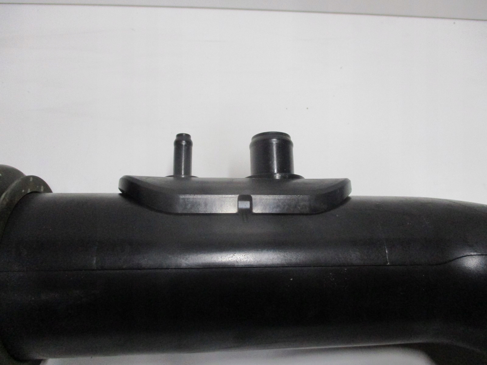 pipe air KIA SPORTAGE V 28130-P0400