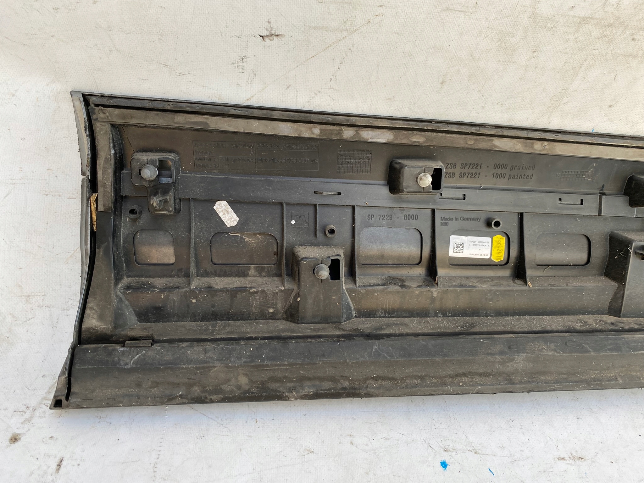 AUDI Q7 4M 15- moulding door left left front front 4M0853959G