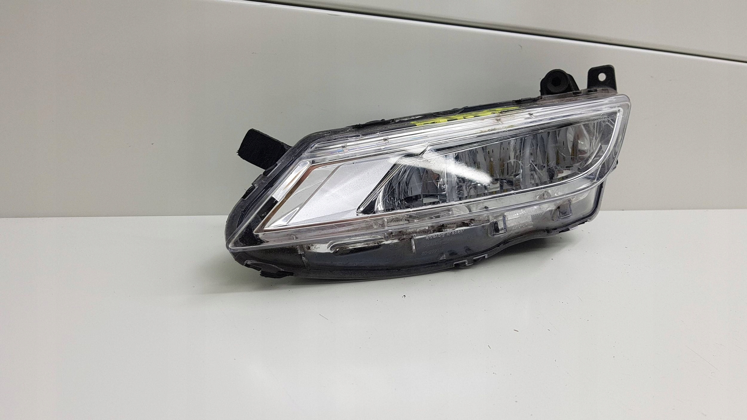 SEAT LEON III 5F LIFT rechts Nebelscheinwerfer LED DRL 5F0.941.702.B