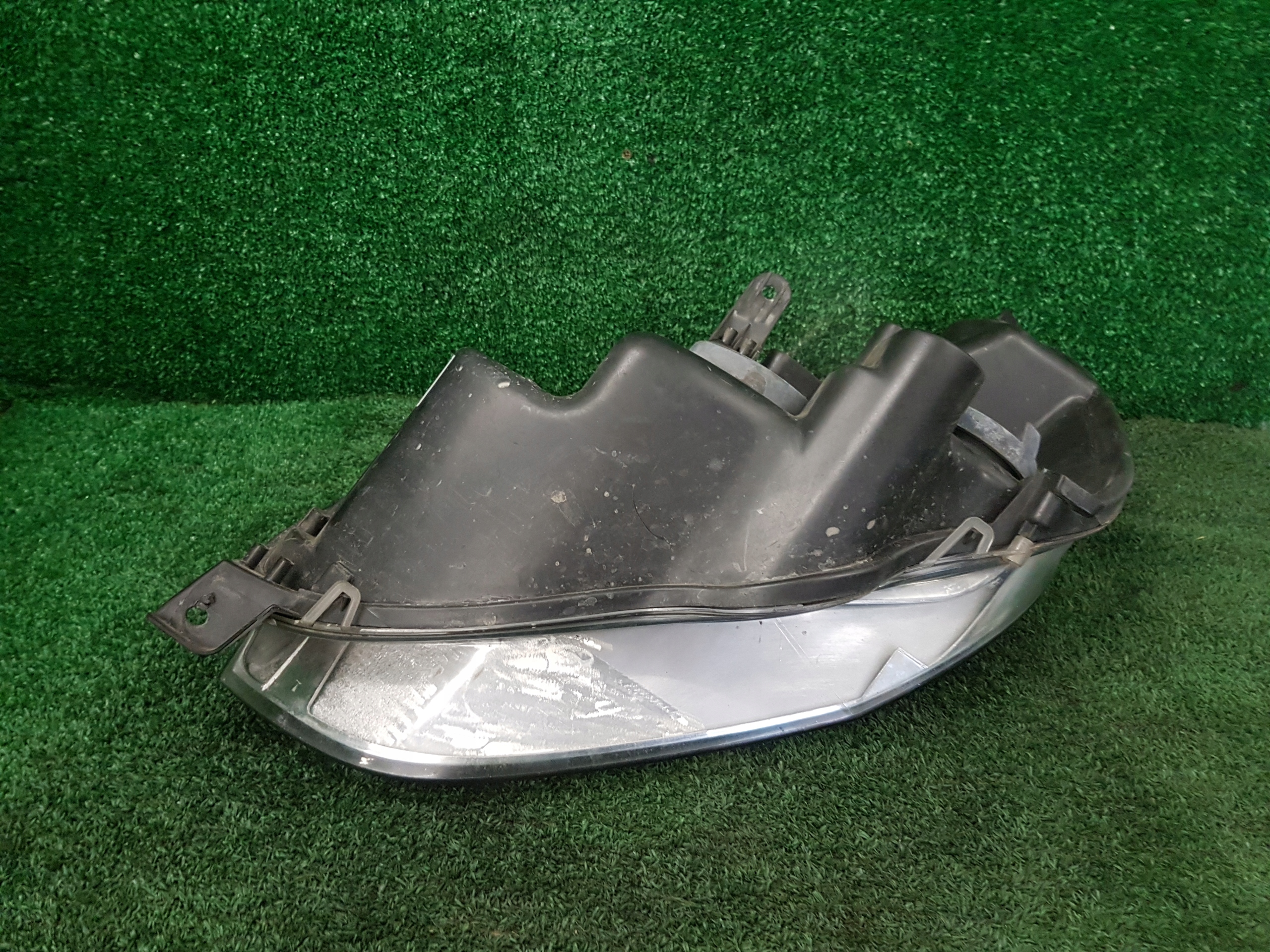far desna prednja FORD S-MAX