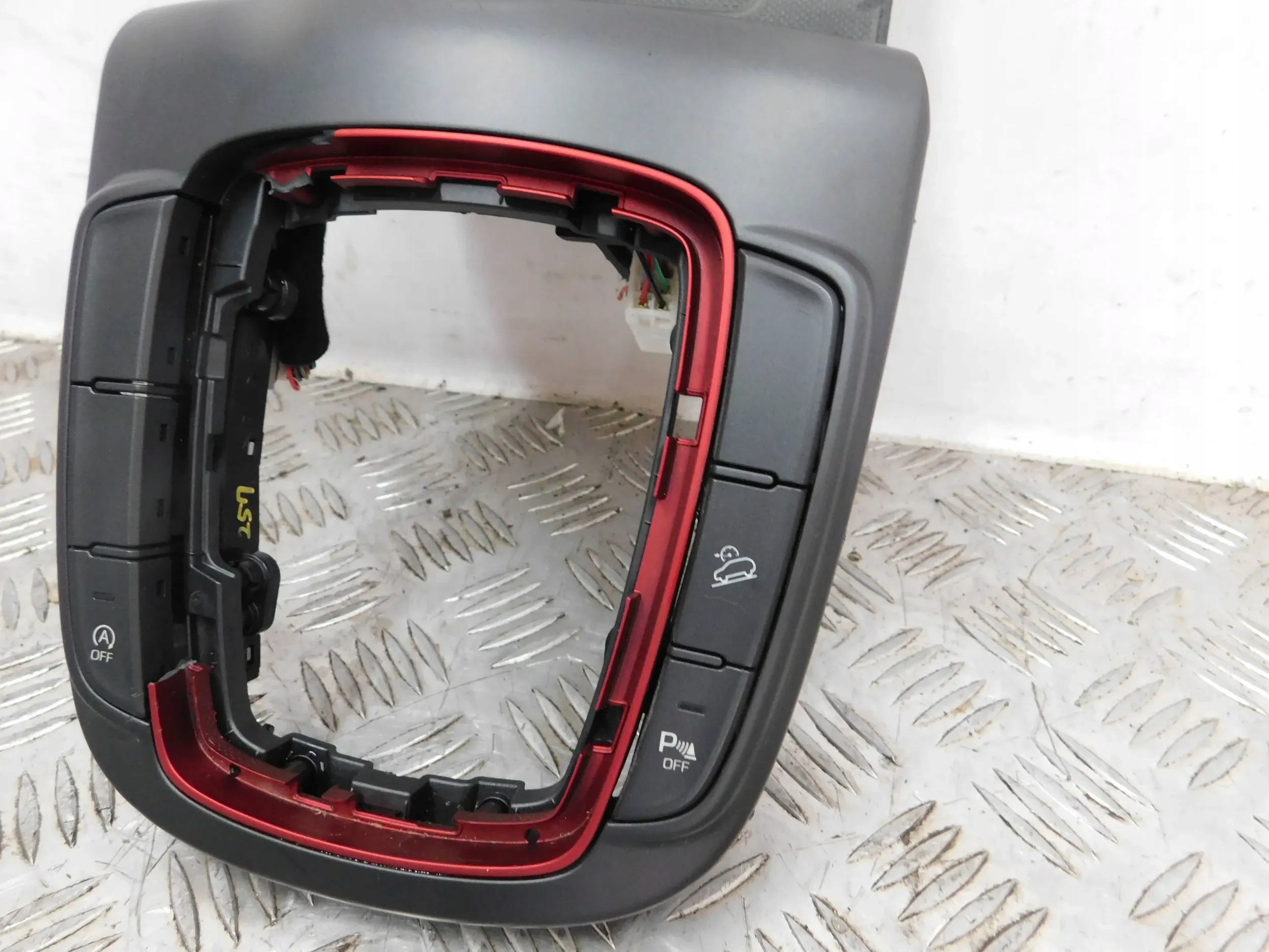 frame control panel HYUNDAI KONA 95560-J9000