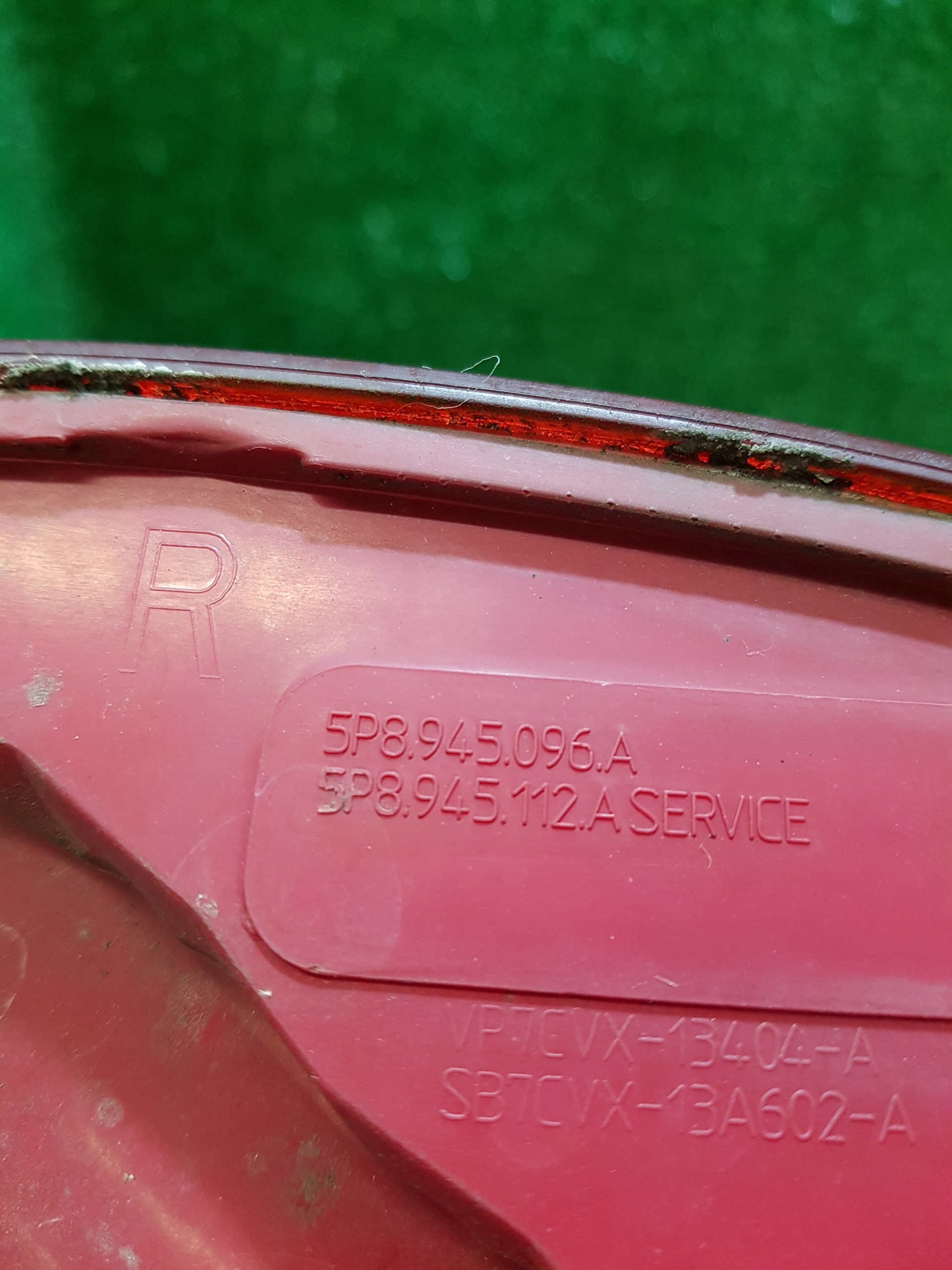 light right rear LIFT SEAT ALTEA XL 5P8945096A