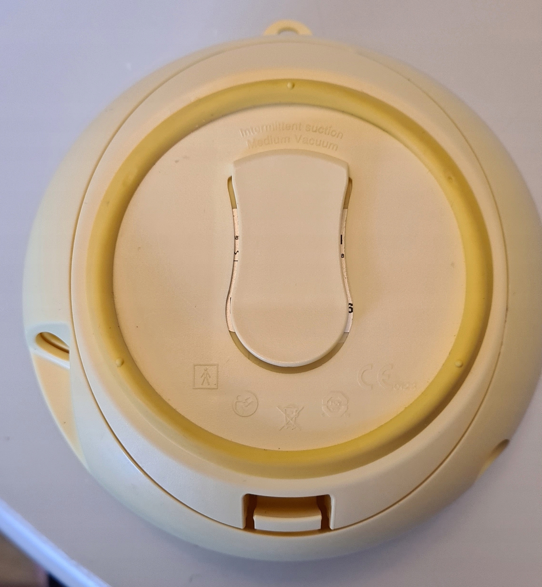 Laktator elektryczny Medela 2021r. Stan niezany. EAN (GTIN) 7612367075329