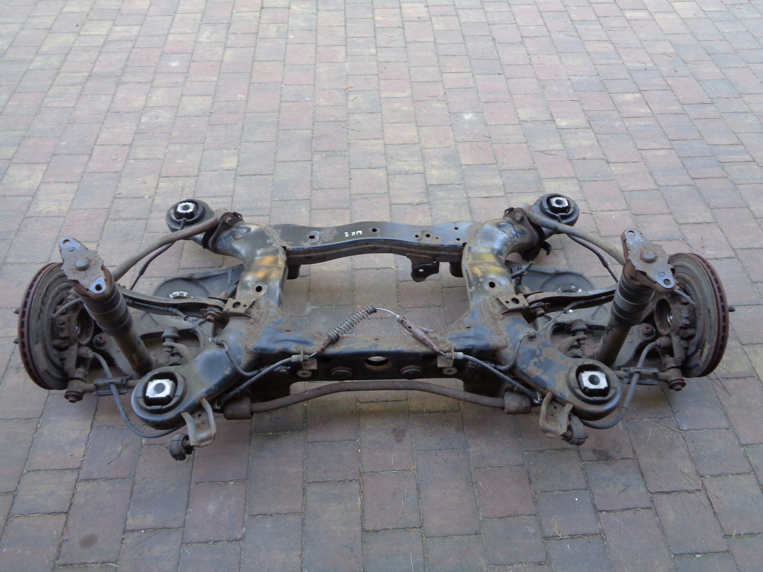 BELKA ZAWIESZENIA TYL JEEP CHEROKEE WK2