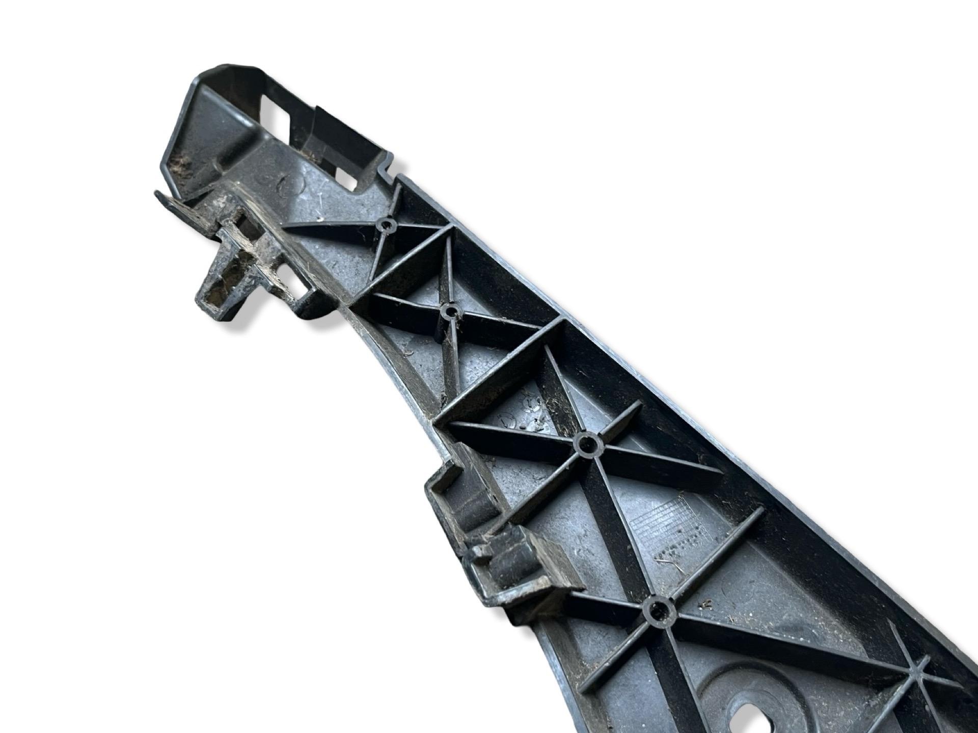 support holder of a bumper front left side Audi Q7 4L 2007 4L0807283