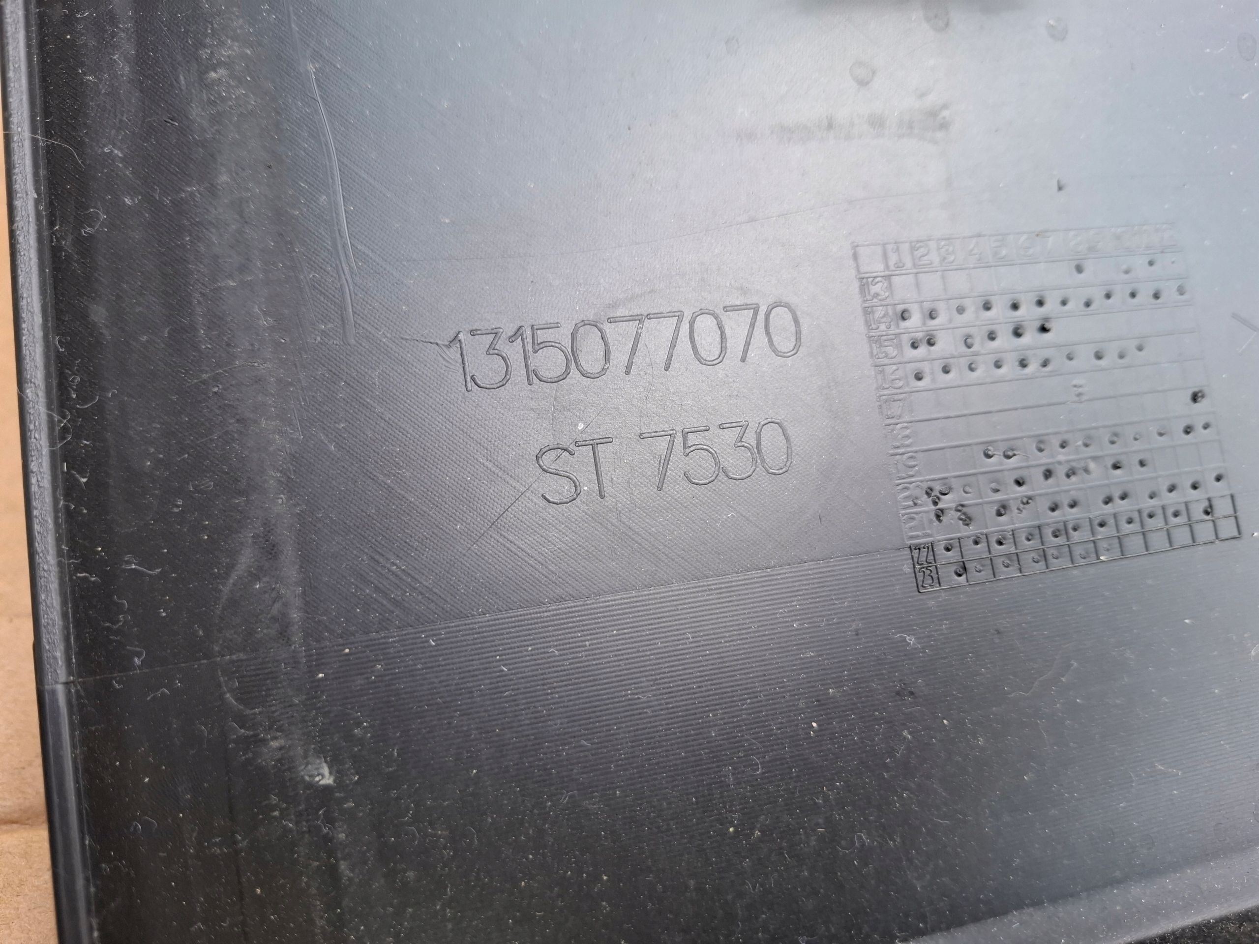 bumper the centre front PEUGEOT BOXER LIFT 23r
