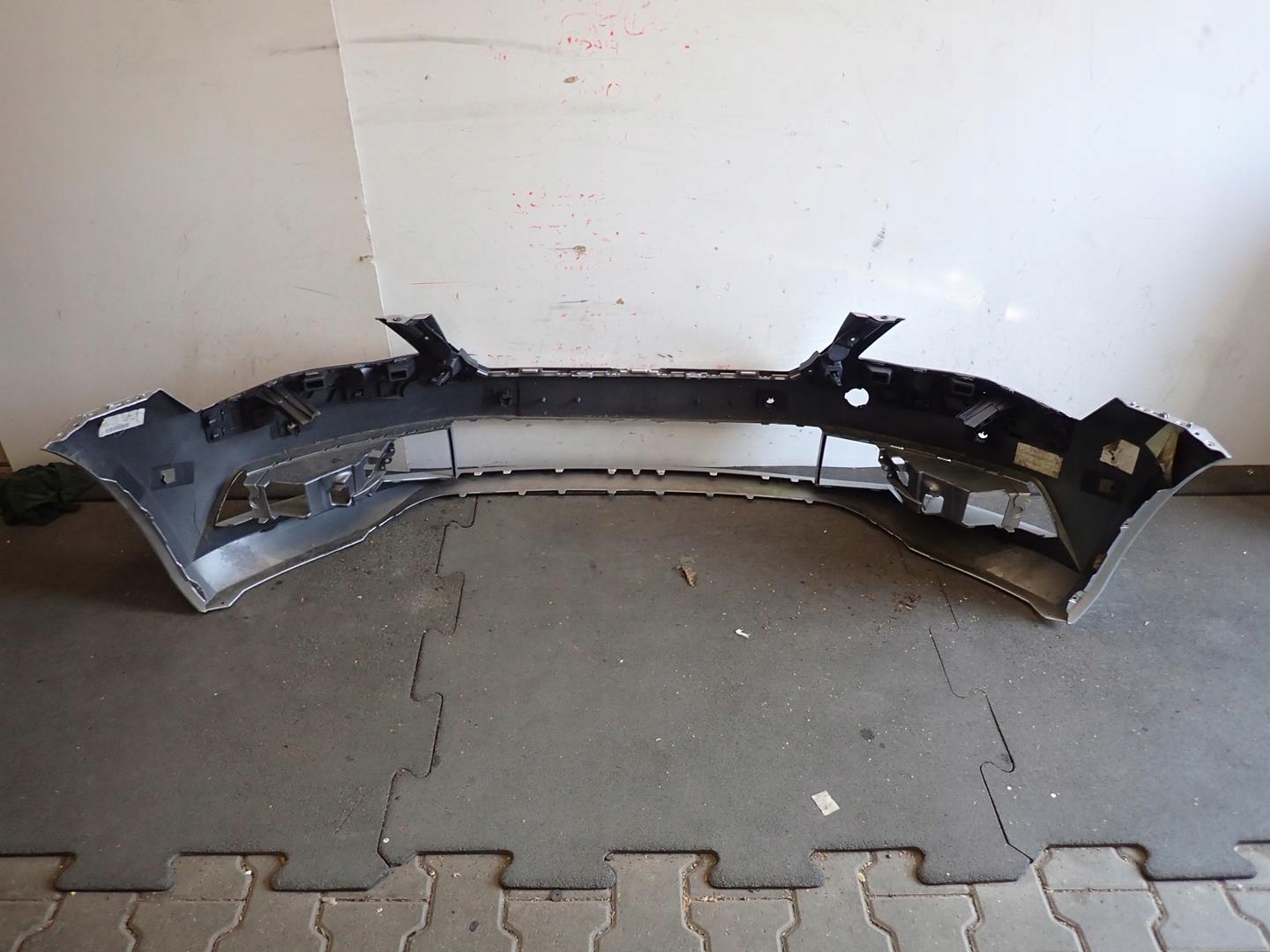 bumper front front SKODA SUPERB III 2015-2019 3V0807221