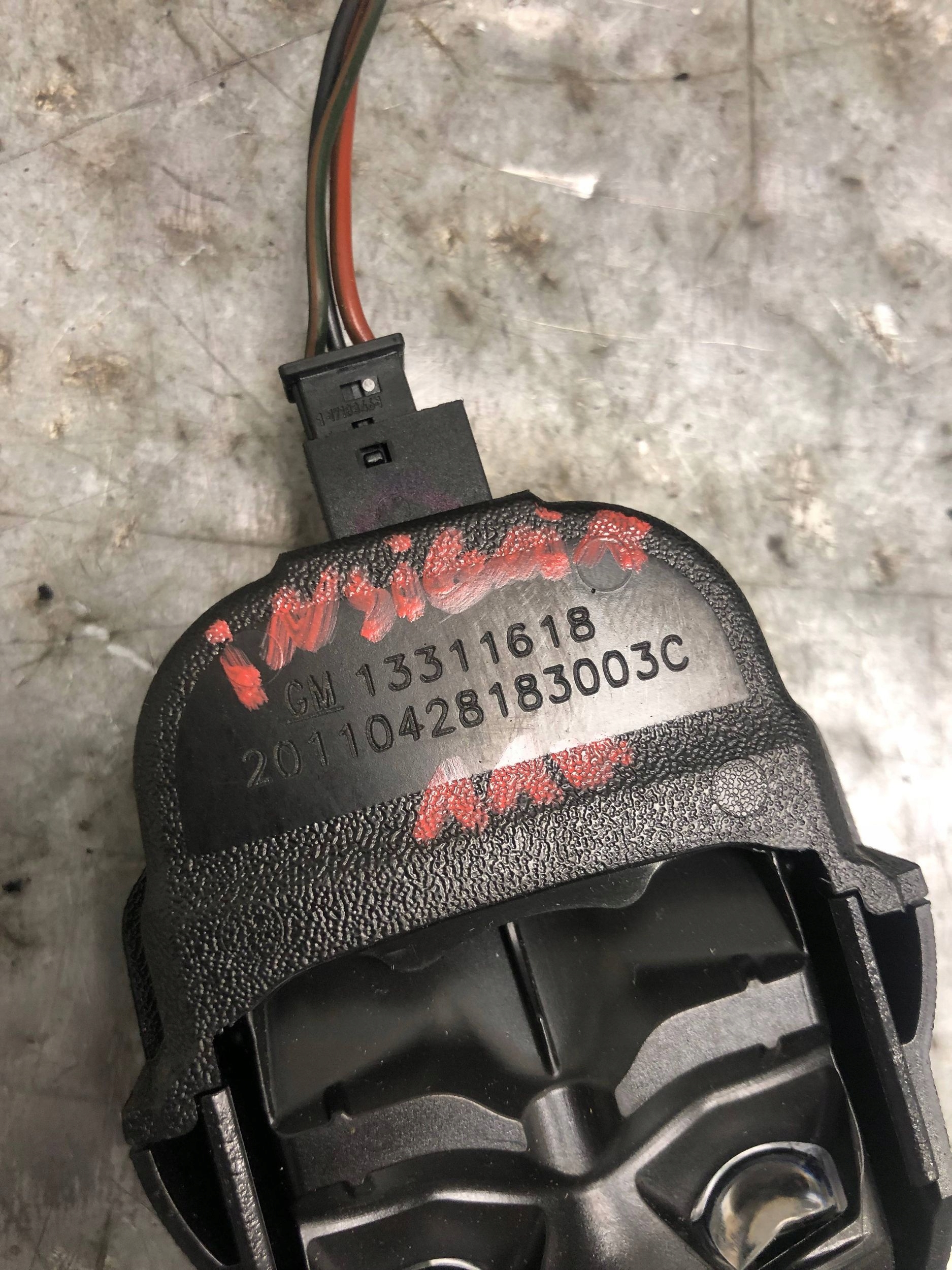 Sensor Regen OPEL INSIGNIA A 13311618