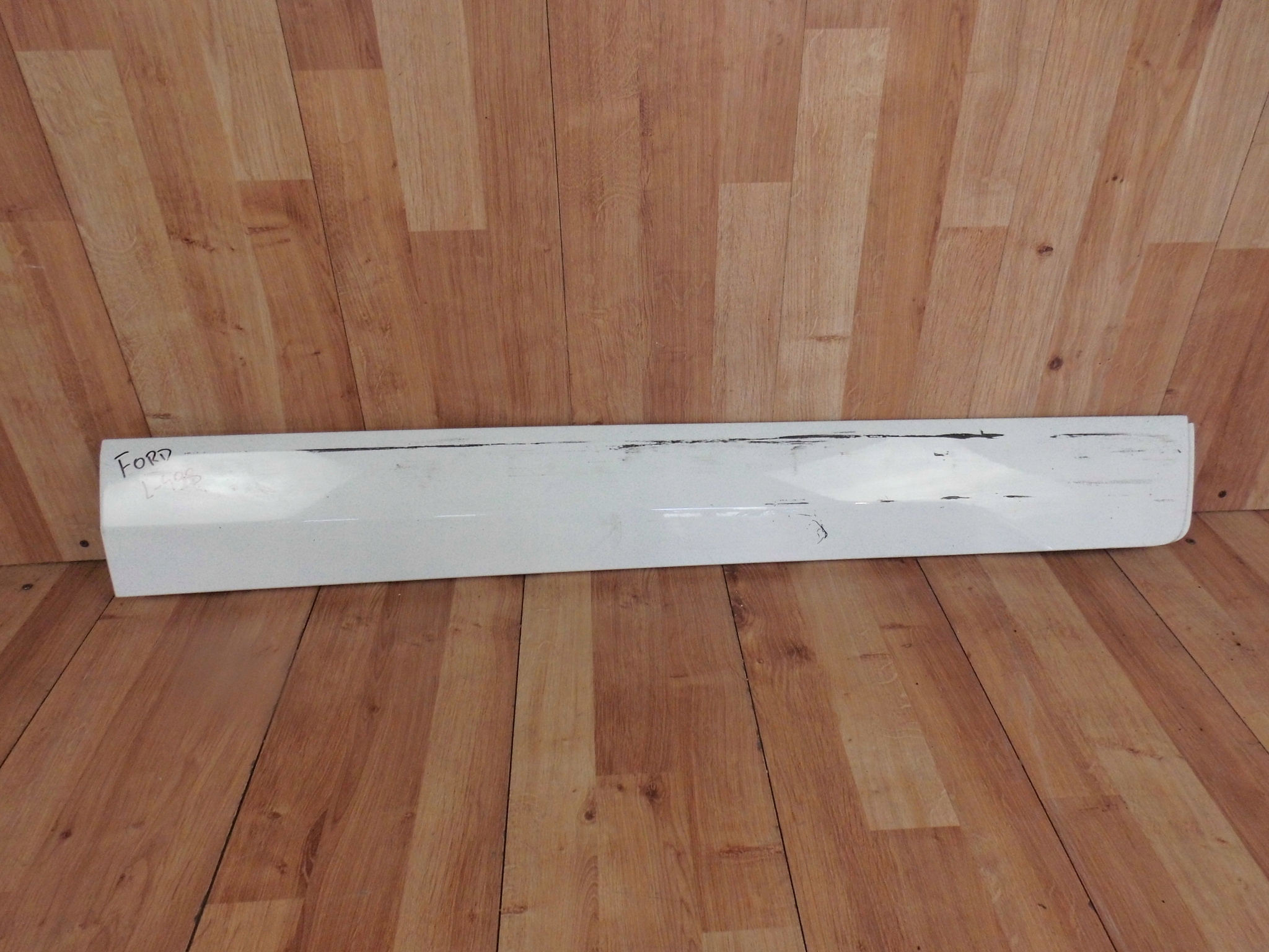 Ford EcoSport LIFT moulding door right front
