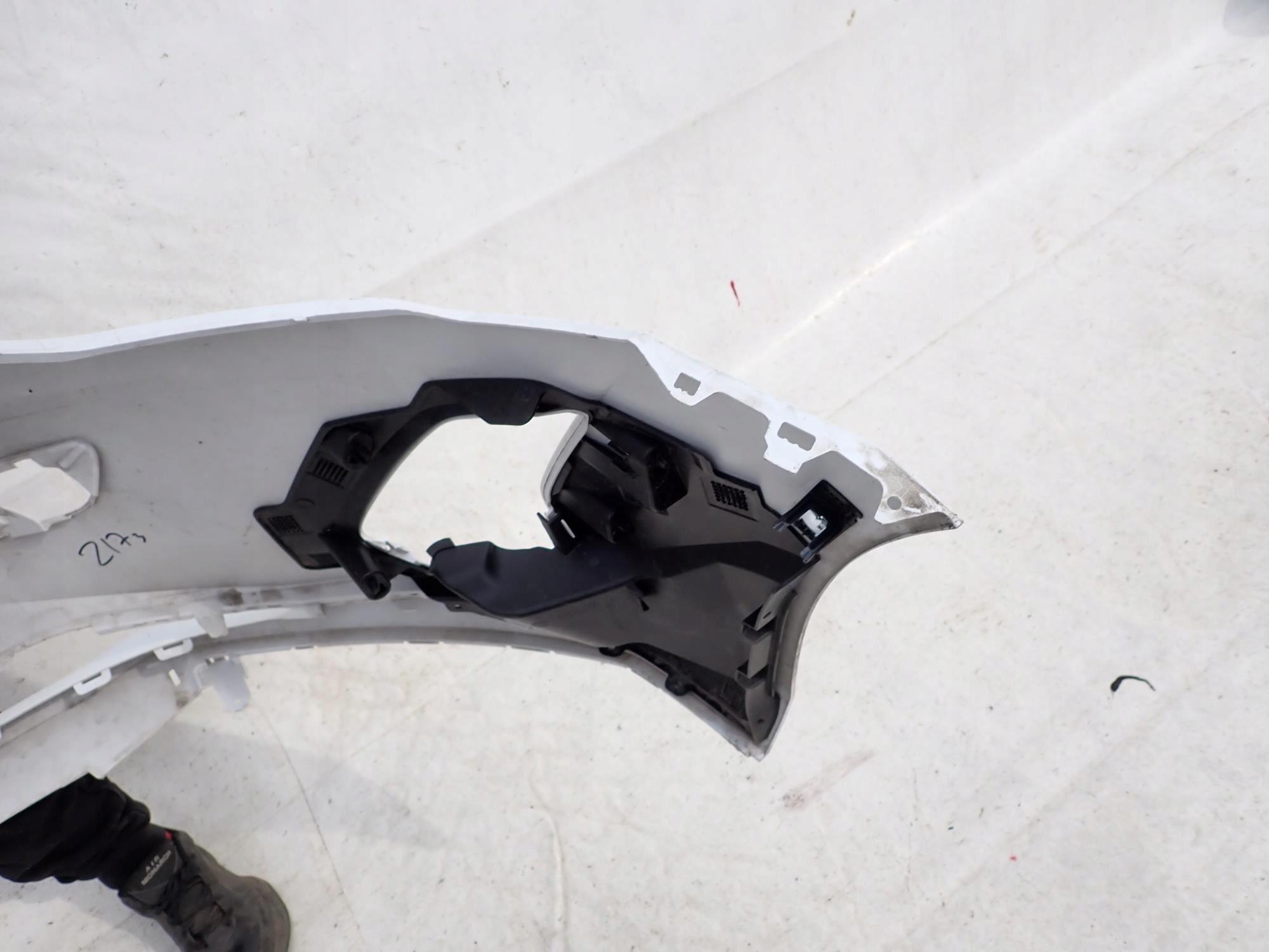 FORD FOCUS IV 4 MK4 18- bumper front front PDC