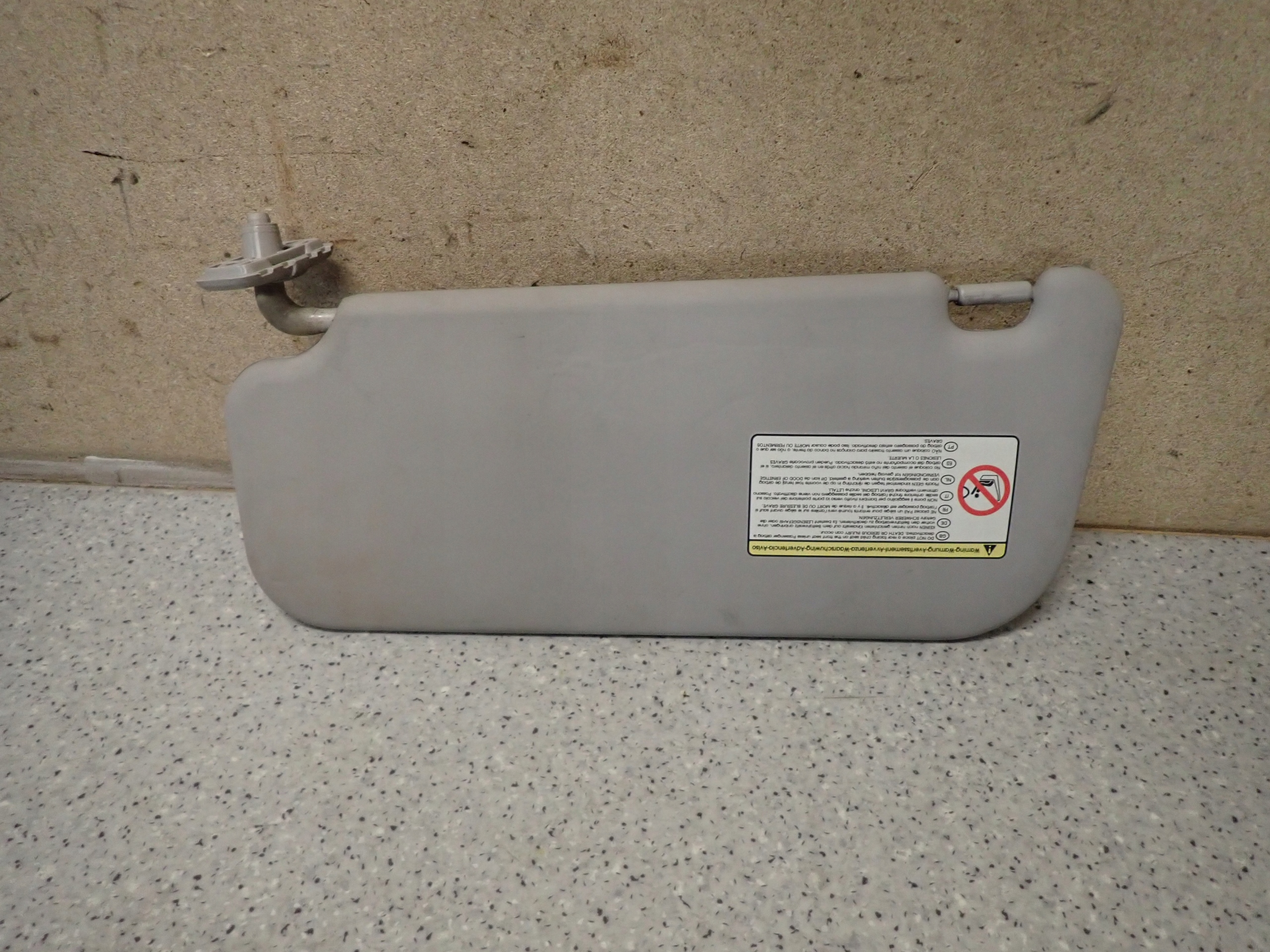 KIA SOUL 09-11 DASZEK PRZECIWSŁONECZNY PRAWY Producent części Kia OE