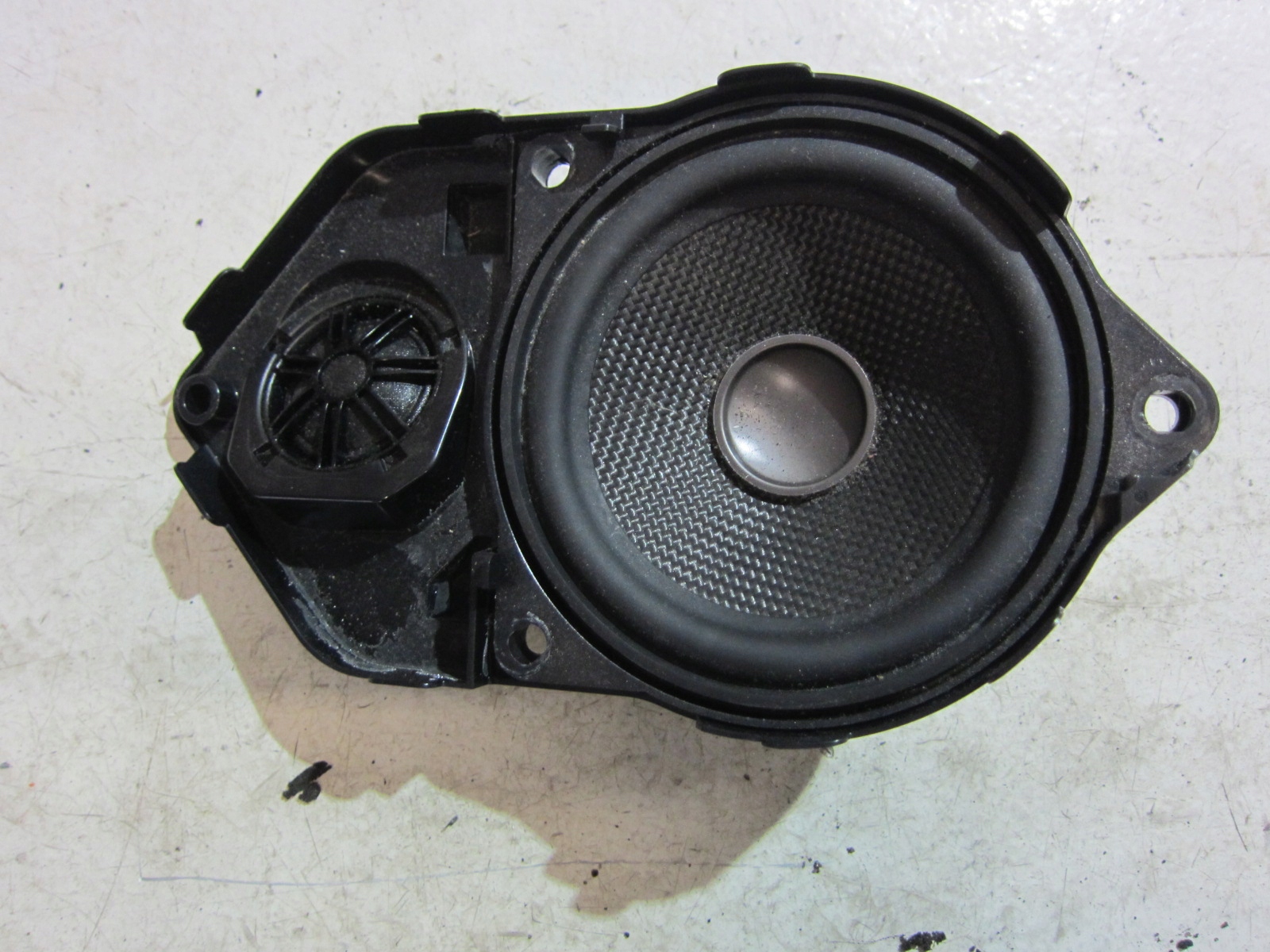 BMW X3 F25 HiFi динамик в доске 9237280