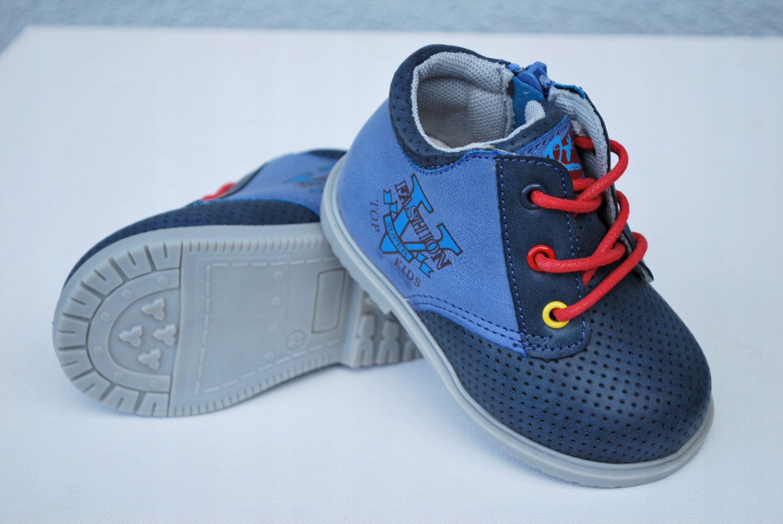 PRZEJŚCIOWE TRZEWIKI w.skóra profil r.20 / 12,7cm Płeć chłopcy