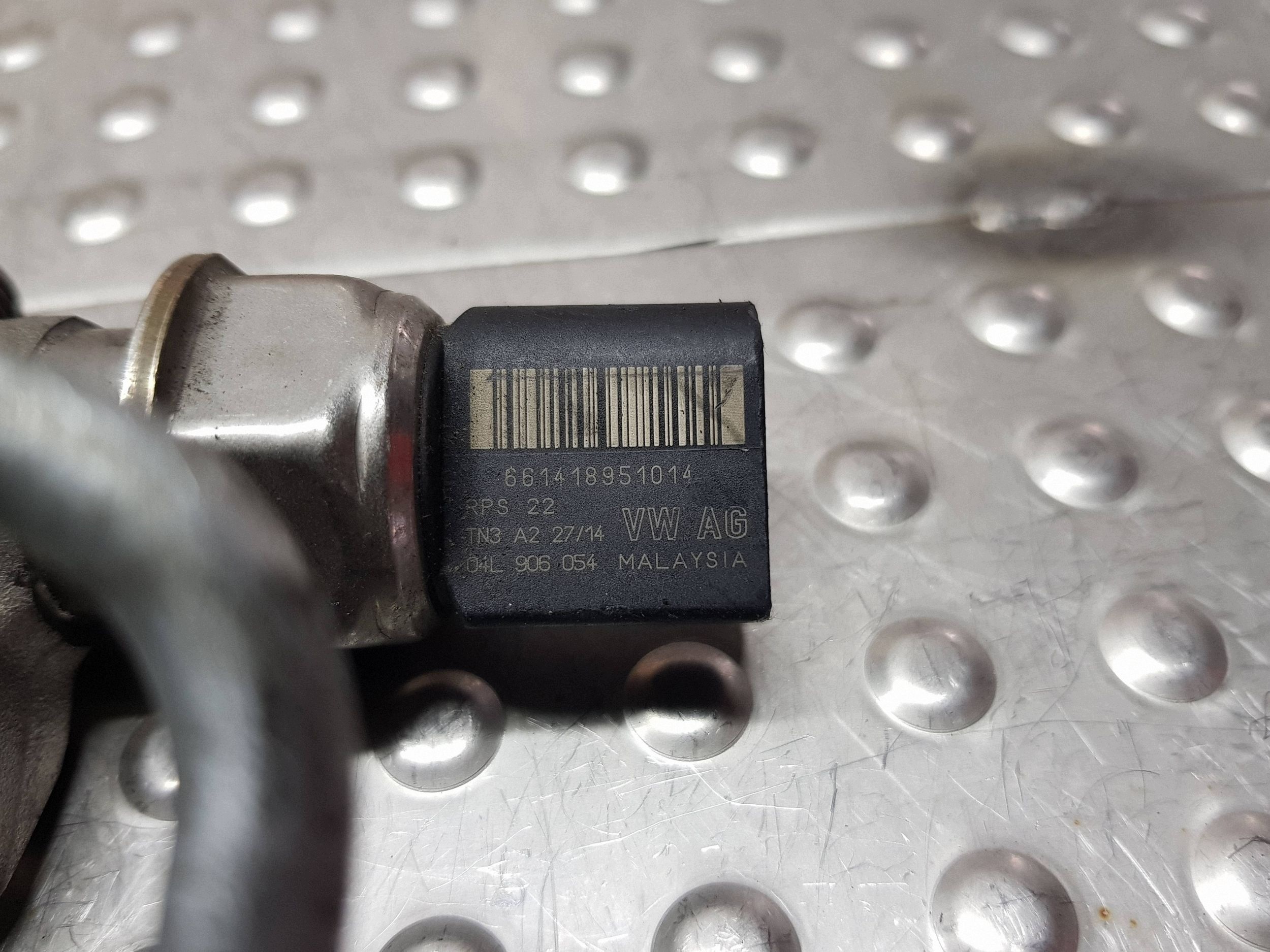 rampe injection capteurs 04L089B OCTAVIA III A3 8V LEON GOLF VII 2.0 TDI