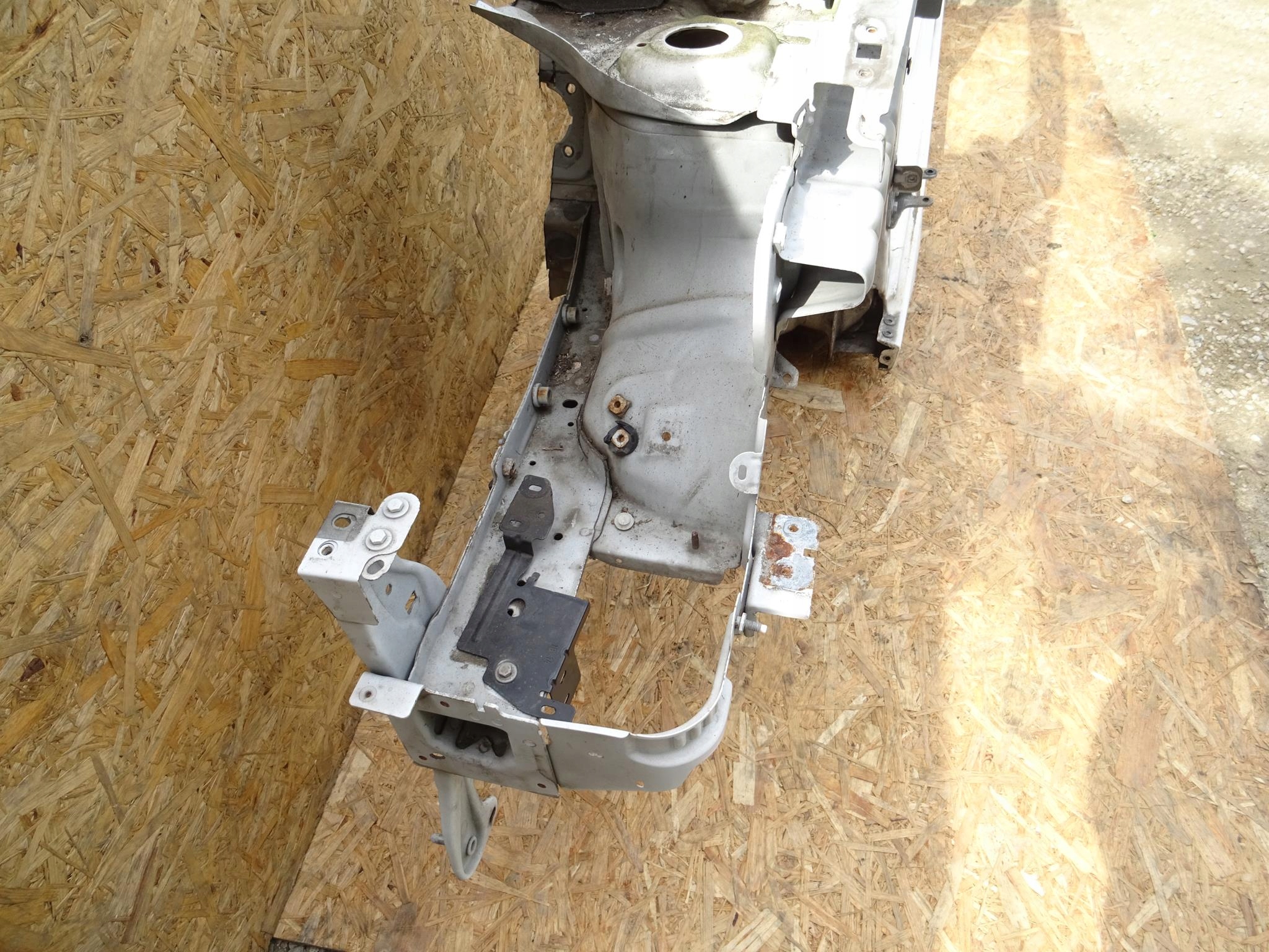 CITROEN C3 II PODŁUŻNICA LEWA FARTUCH Typ samochodu Samochody osobowe