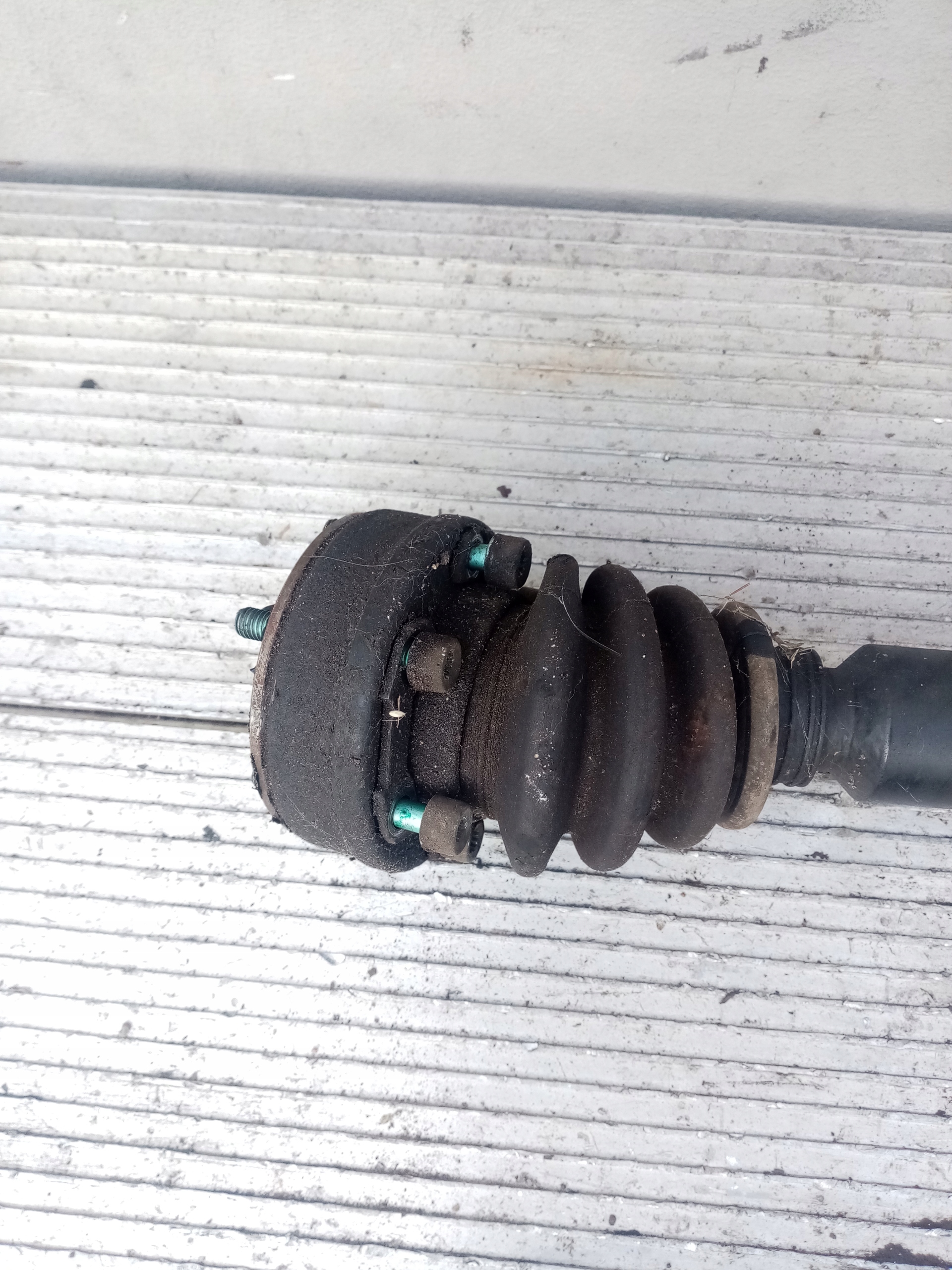 semi-axis semi-axis right front VOLKSWAGEN BORA 1.9 TDI 1J0407272F