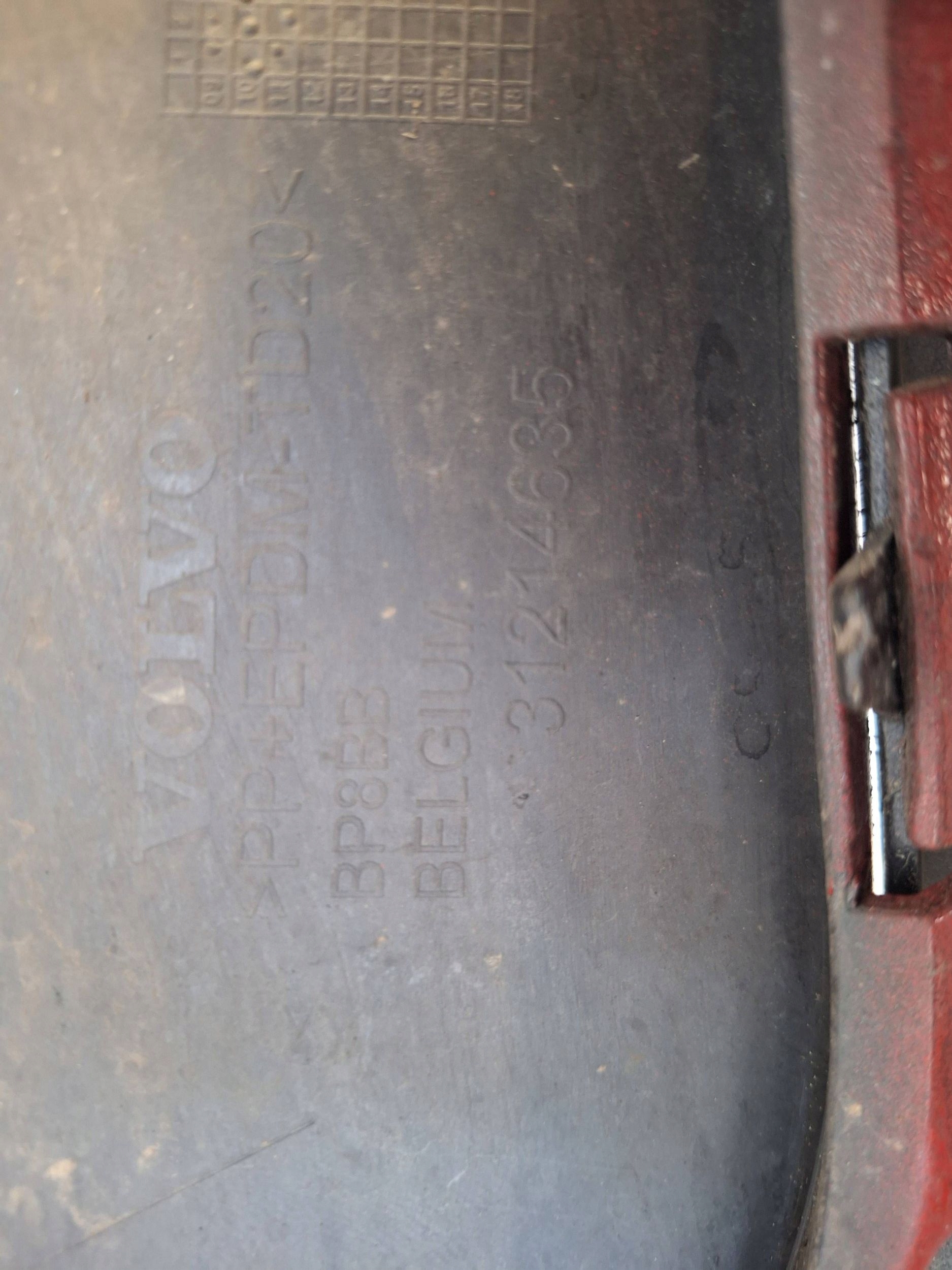 VOLVO C30 LIFT 09-12 bumper 31214635