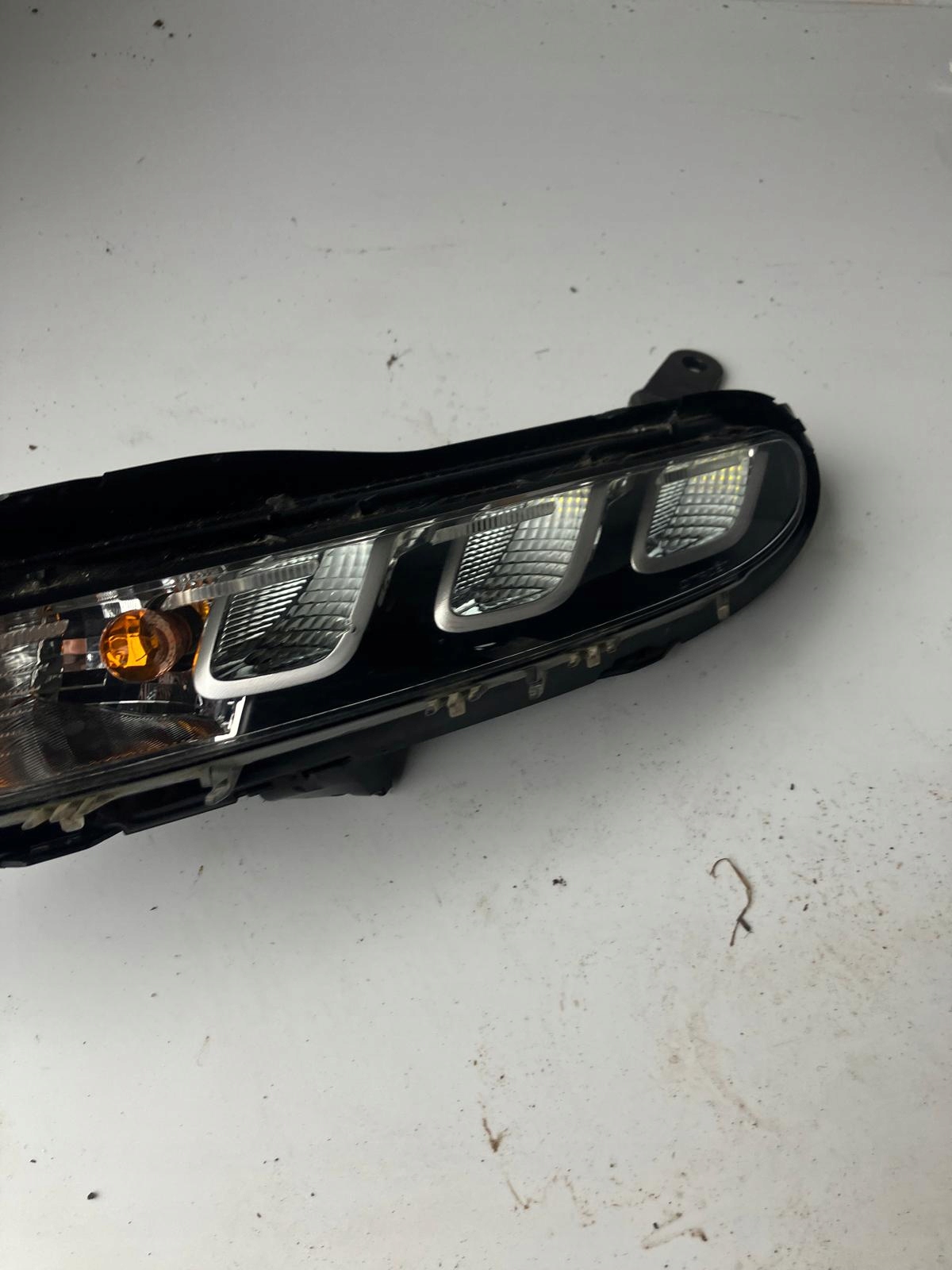 light LED DRL left front CITROEN C3 III 9823313080