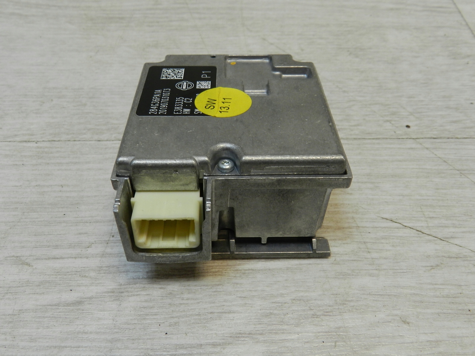 JUKE II F16 камера лобовое стекло передний радар 284G36PA1A