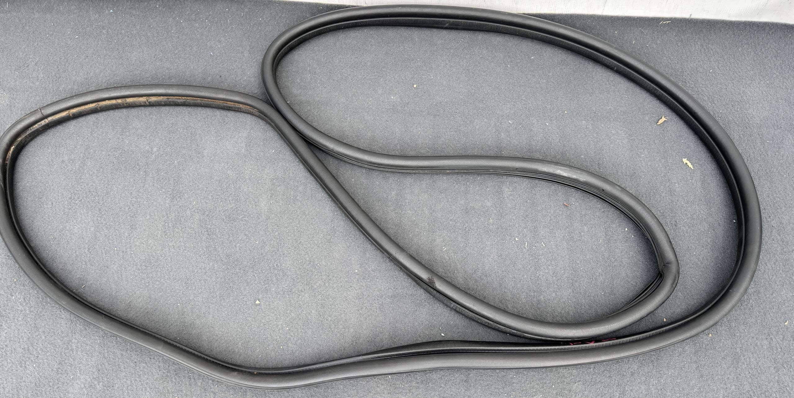 DUCATO BOXER JUMPER 06- gasket door PRZEDNICH PRAWYCH right front