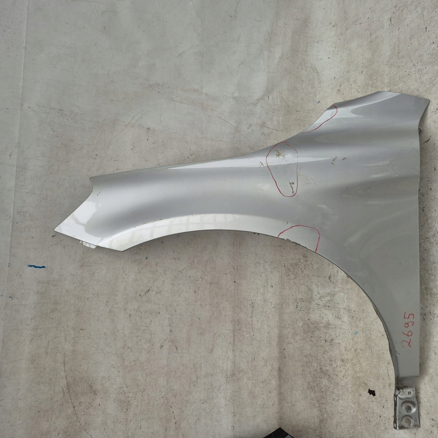 VOLVO XC60 and 1 08-17 fender front front left