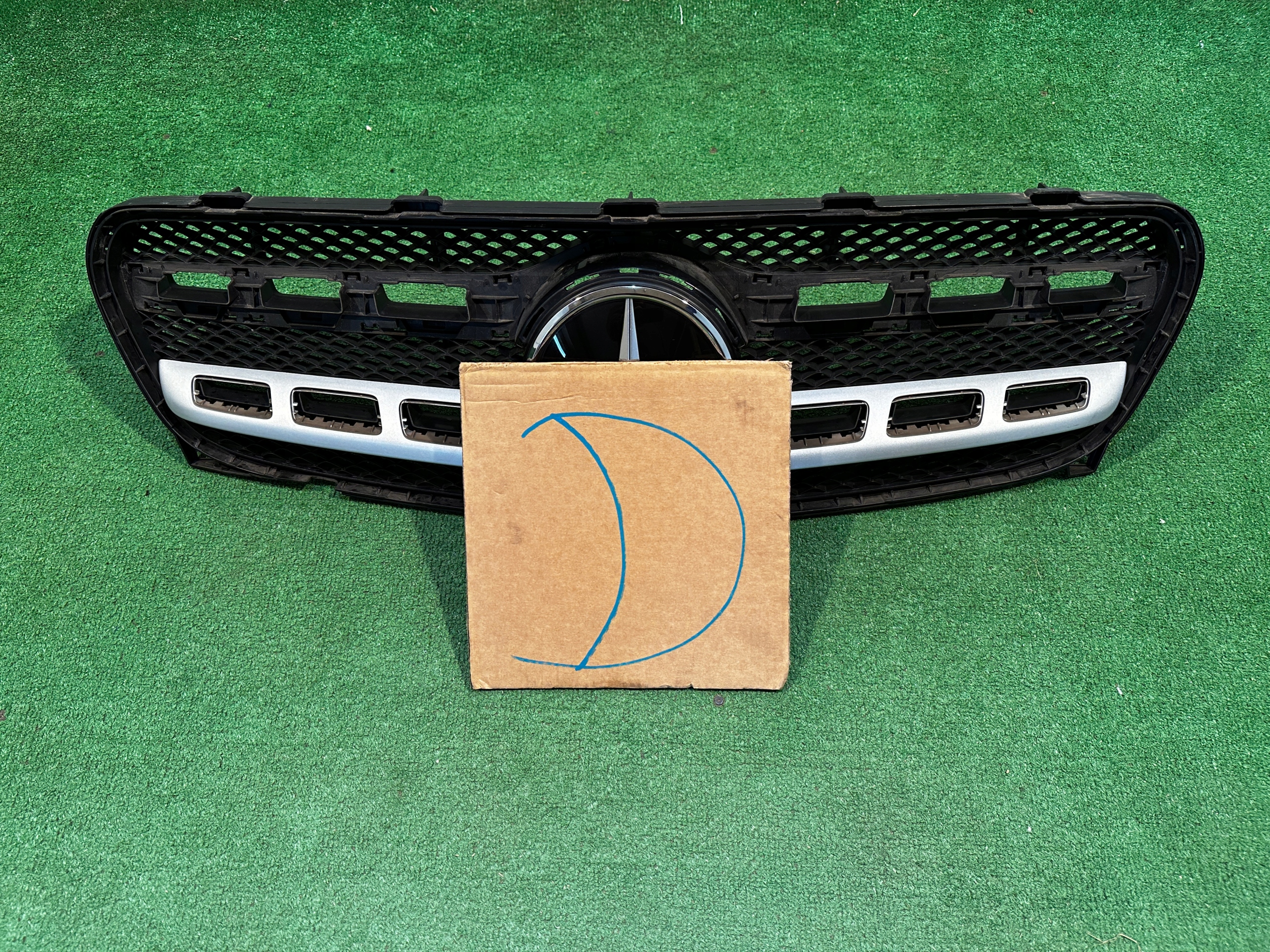 Mercedes-Benz GLA W156 Kühlergrill FRONTGRILL Kühlergitter - Thumbnail 11