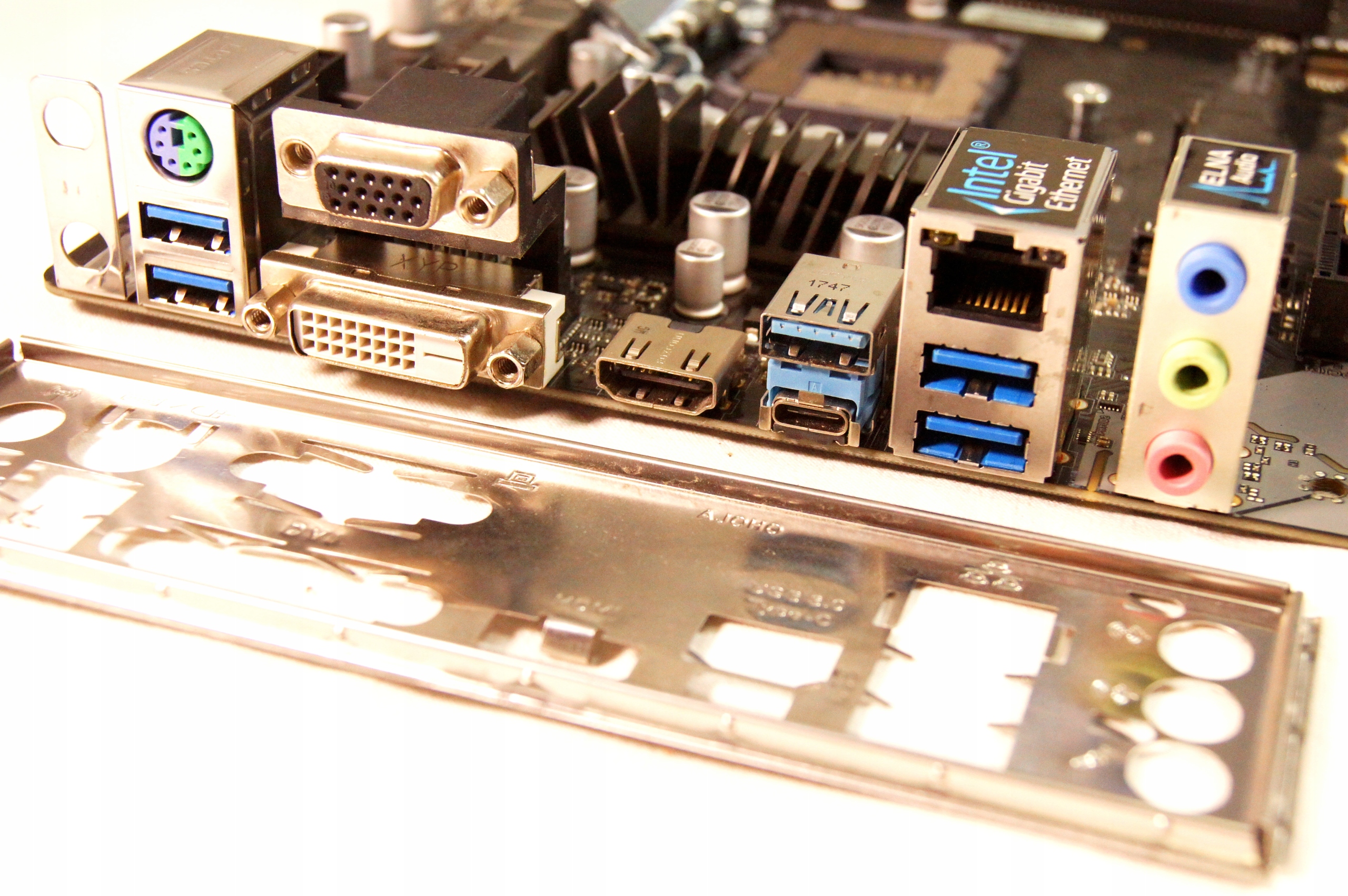 Płyta główna AsRock Z370 Pro4 2xM.2 1151 DDR4 SKLEP GW w